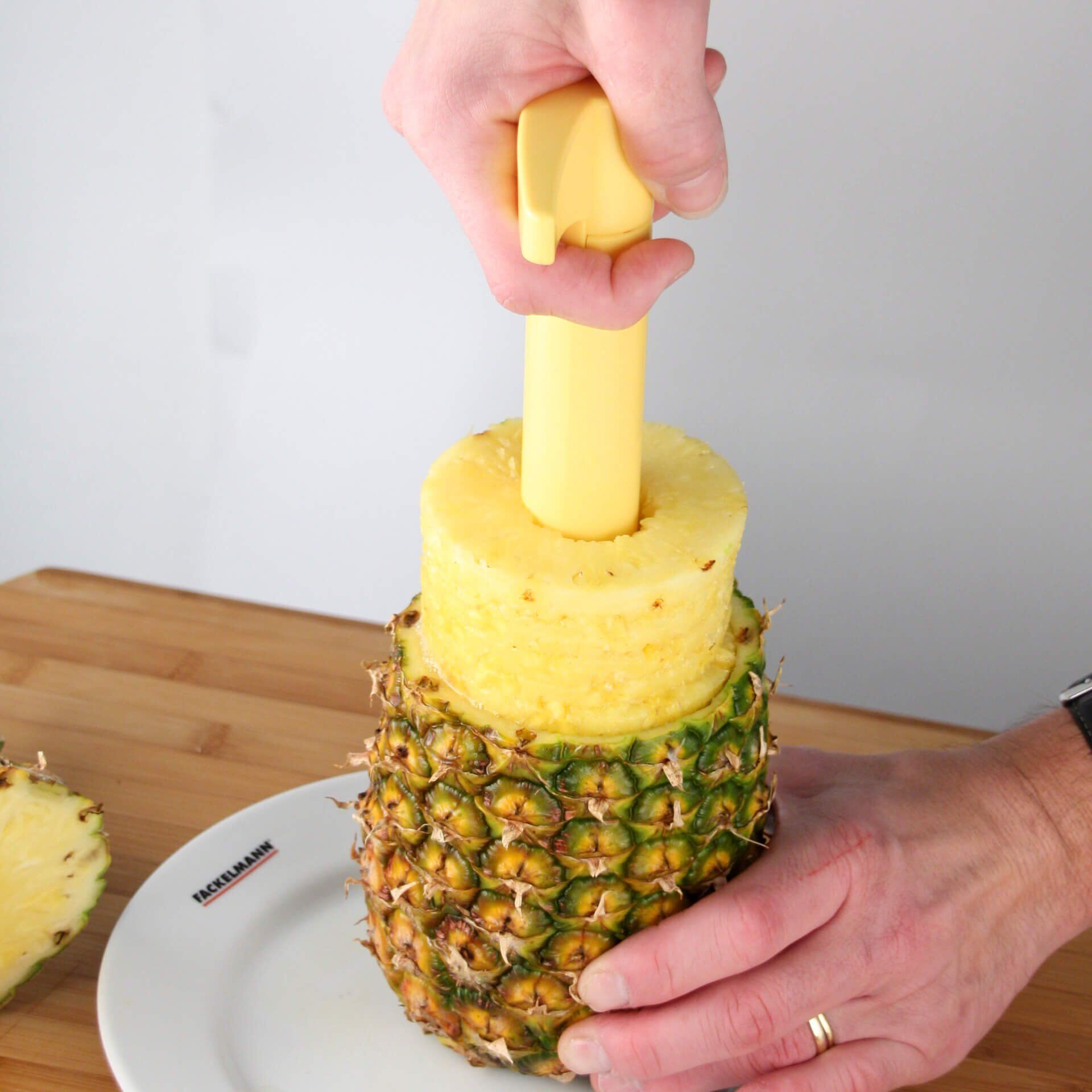 Ananasskjærer 23 cm med skruefunksjon - Fackelmann bakside