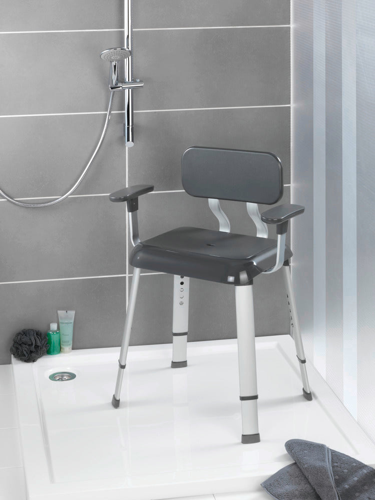 Nærbilde av ben på Badekrakk med arm- og ryggstøtte aluminium 130 kg Secura Premium Wenko