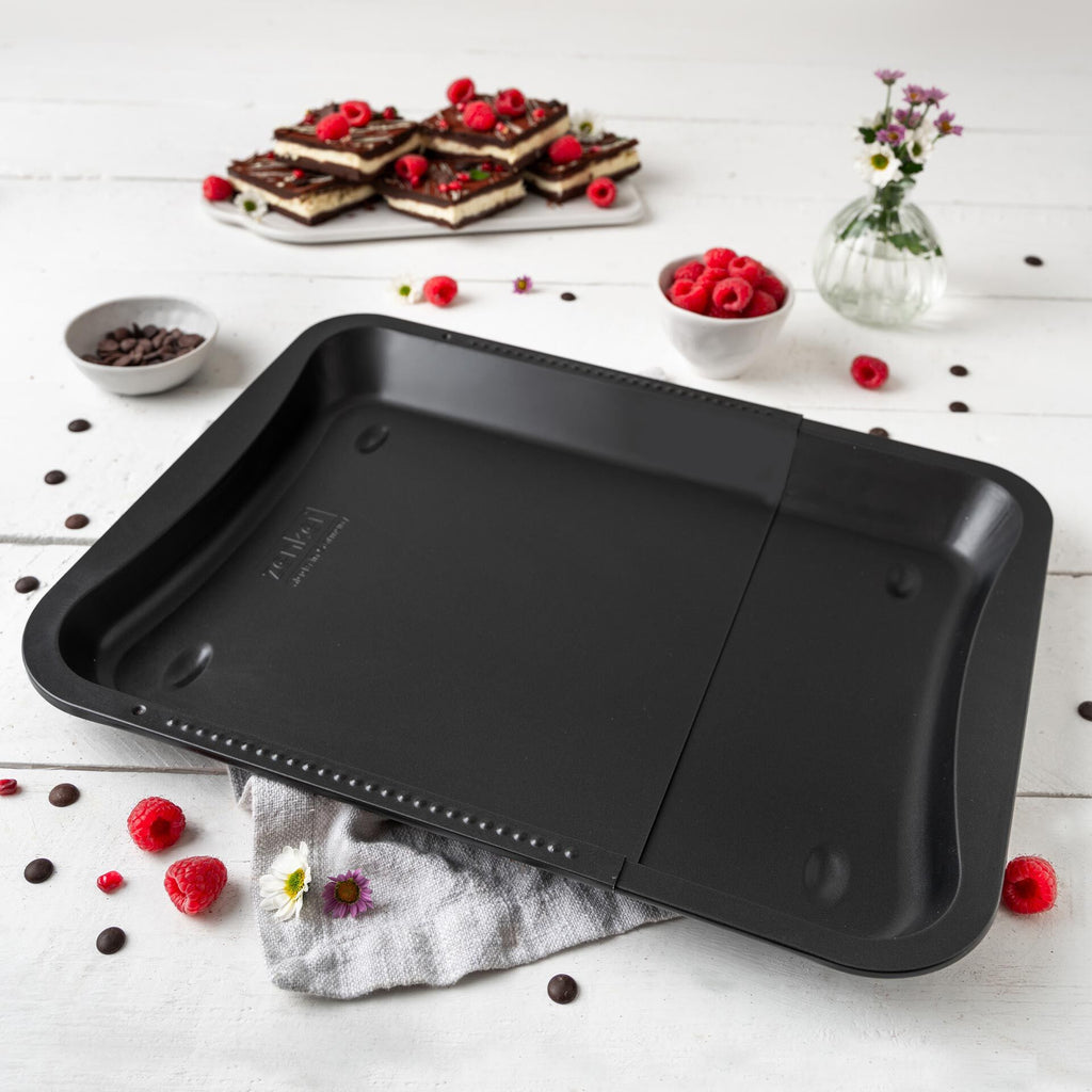Bakeplate uttrekkbar 34,5-52 cm non-stick - Zenker bakside