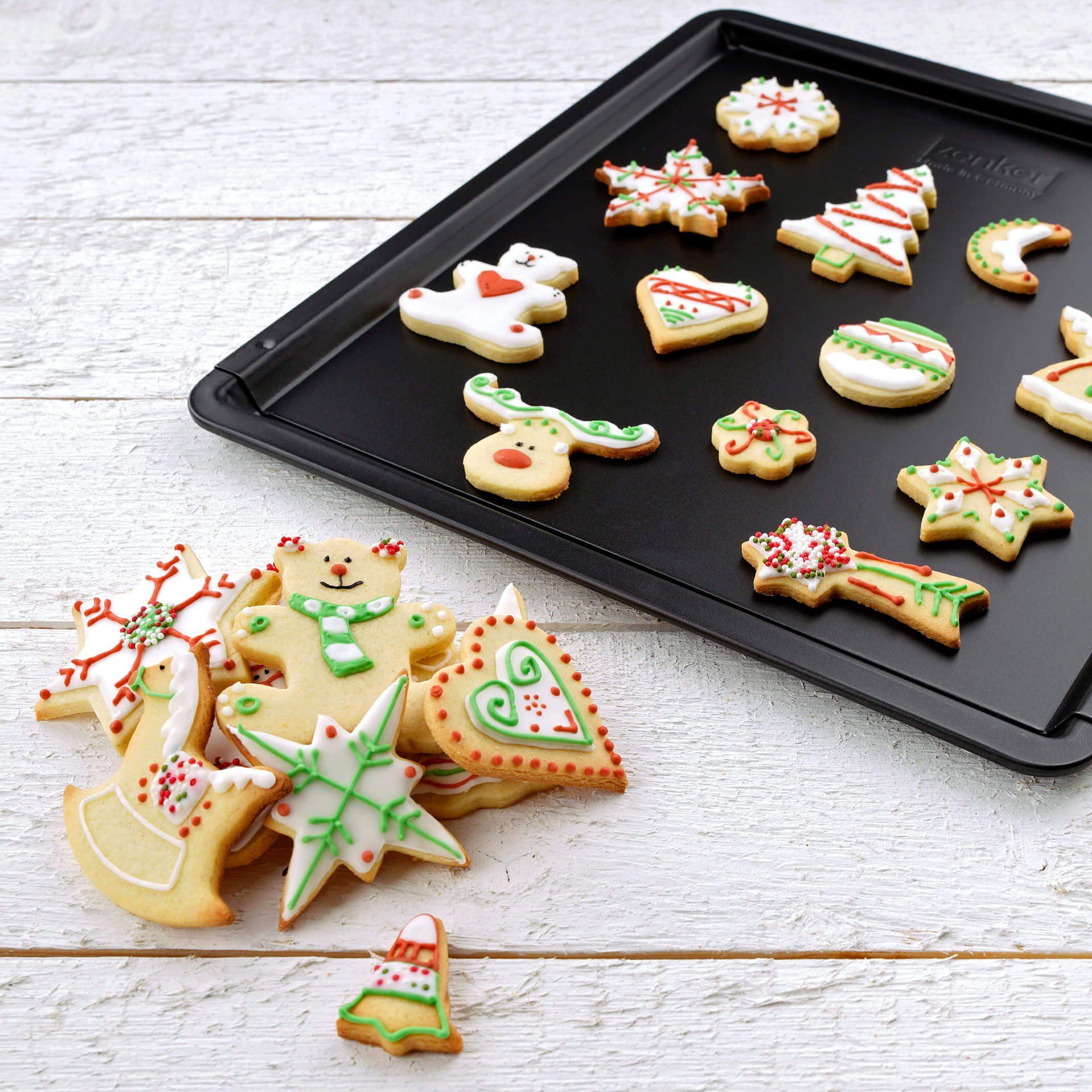 Bakeplate uttrekkbar 37-52 cm non-stick svart - Zenker detalj av non-stick belegg