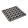 Bakeplate for vaniljehorn 30 stk non-stick 32x30,5 cm - Zenker sett ovenfra med 30 fordypninger