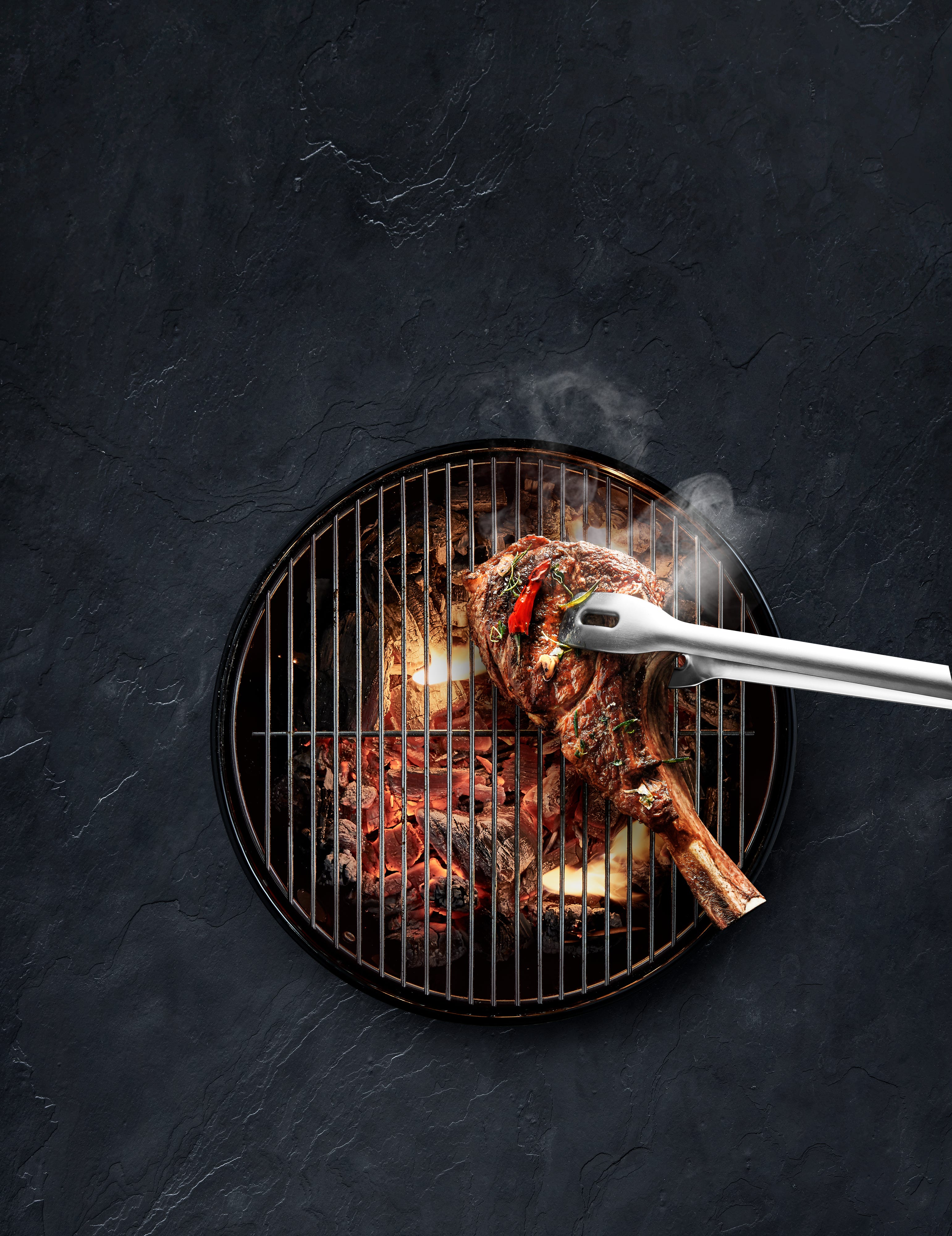 BBQ grilltang rustfritt stål med låsemekanisme - WMF montert på grill