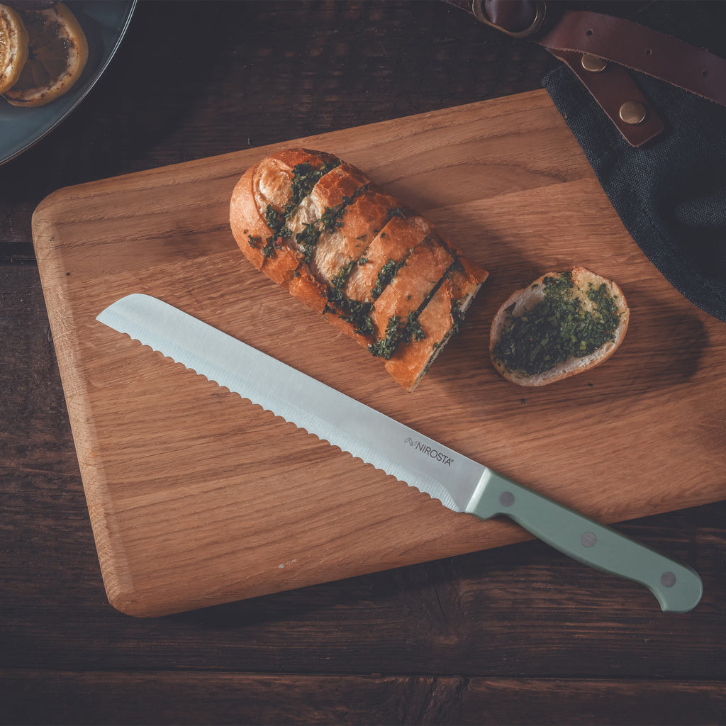 Brødkniv Trio 20 cm rustfritt stål bølgeslipt bakside