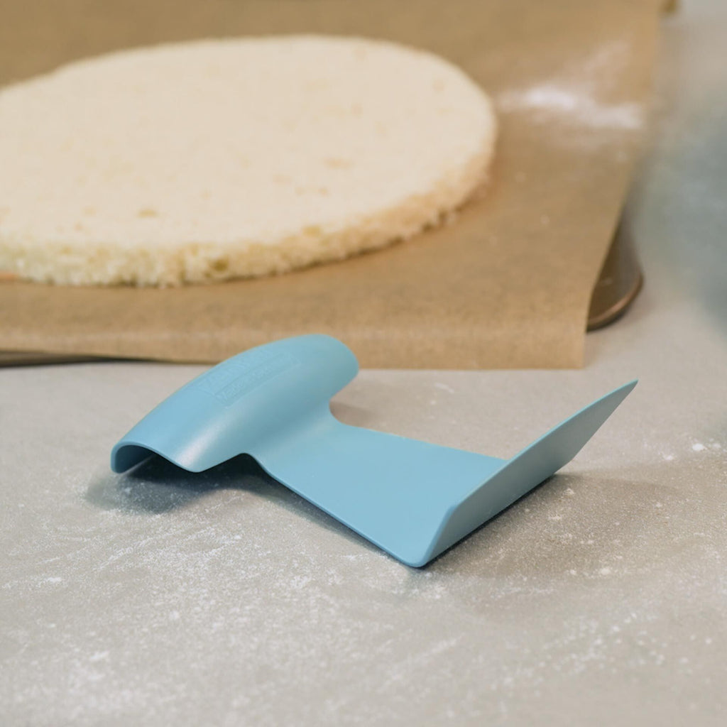 Detalj av Deig- og kremfordeler 7 cm isblå silikon - Zenker