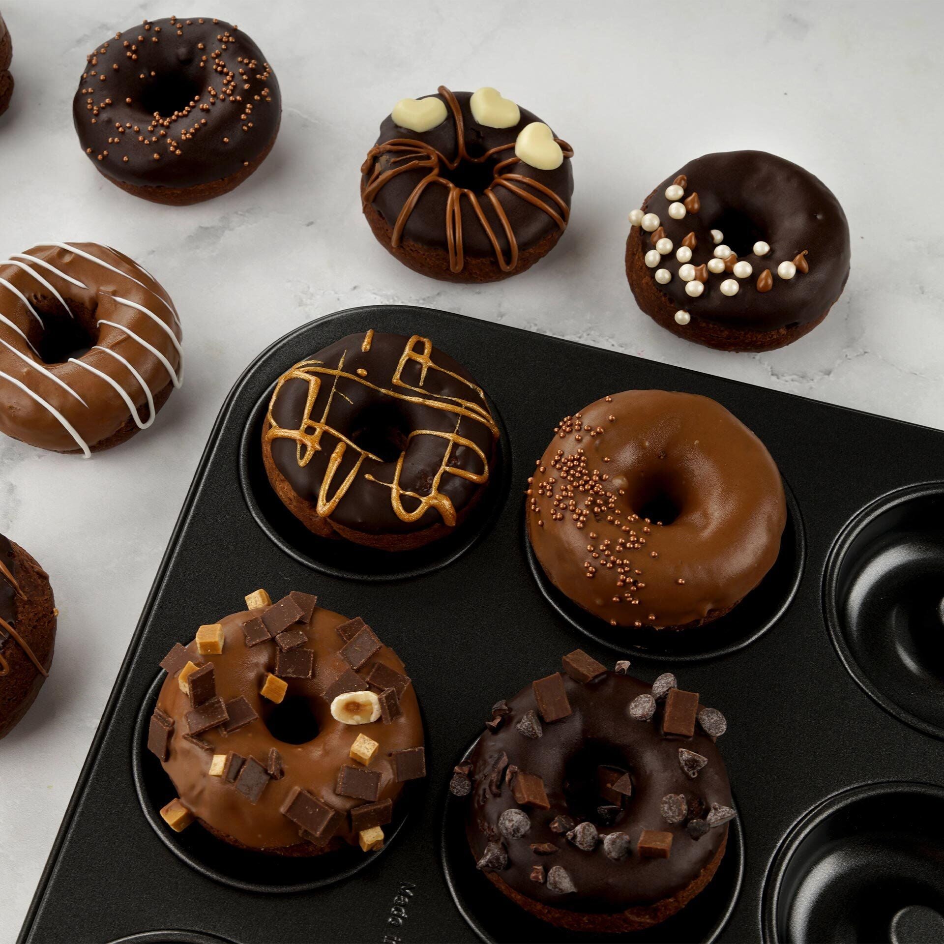 Pakking av Donutform 12 kopper non-stick Tradition Dr. Oetker