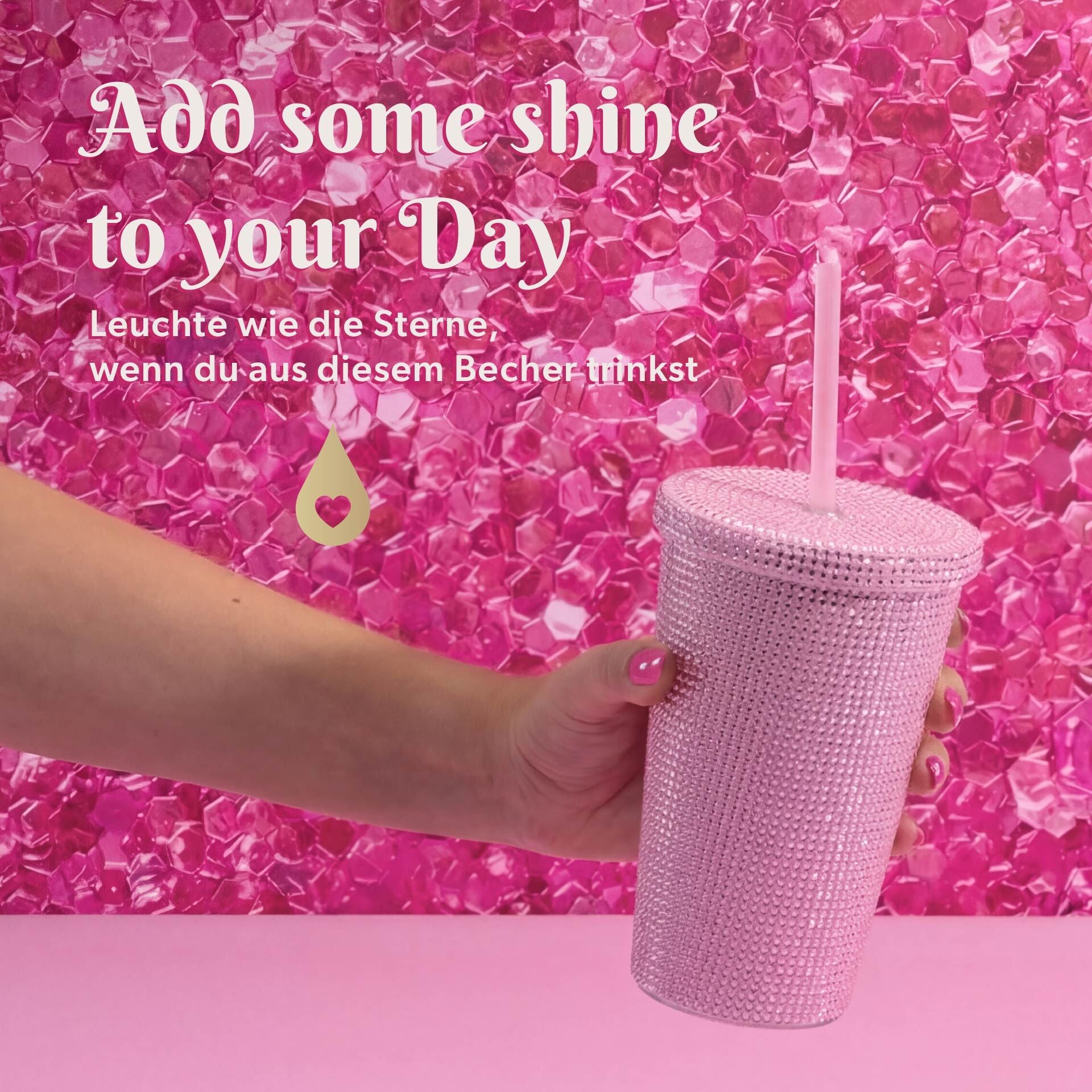 Drikkebeger rosa med strass 500 ml dobbeltvegget plast - Paris Hilton sett fra siden