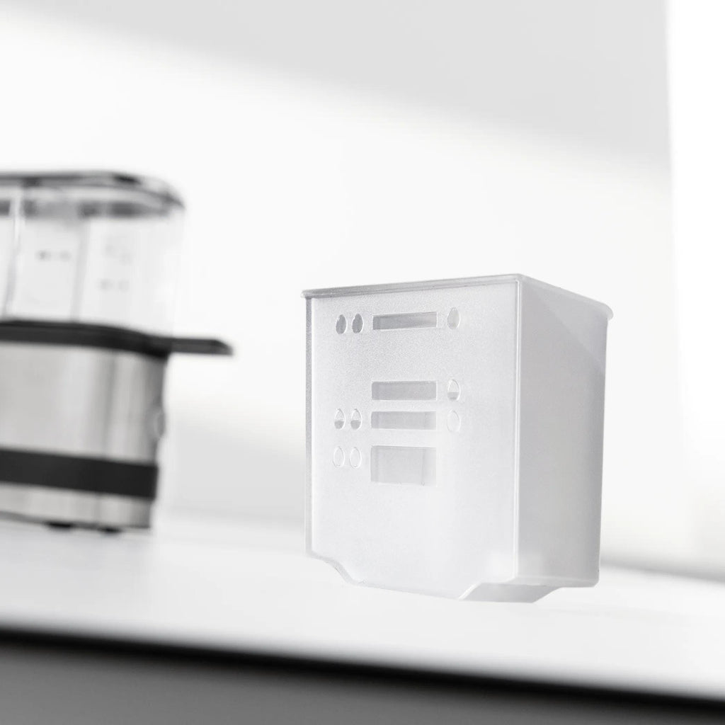 Eggkoker for 2 egg 250W rustfritt stål kompakt vist fra siden WMF
