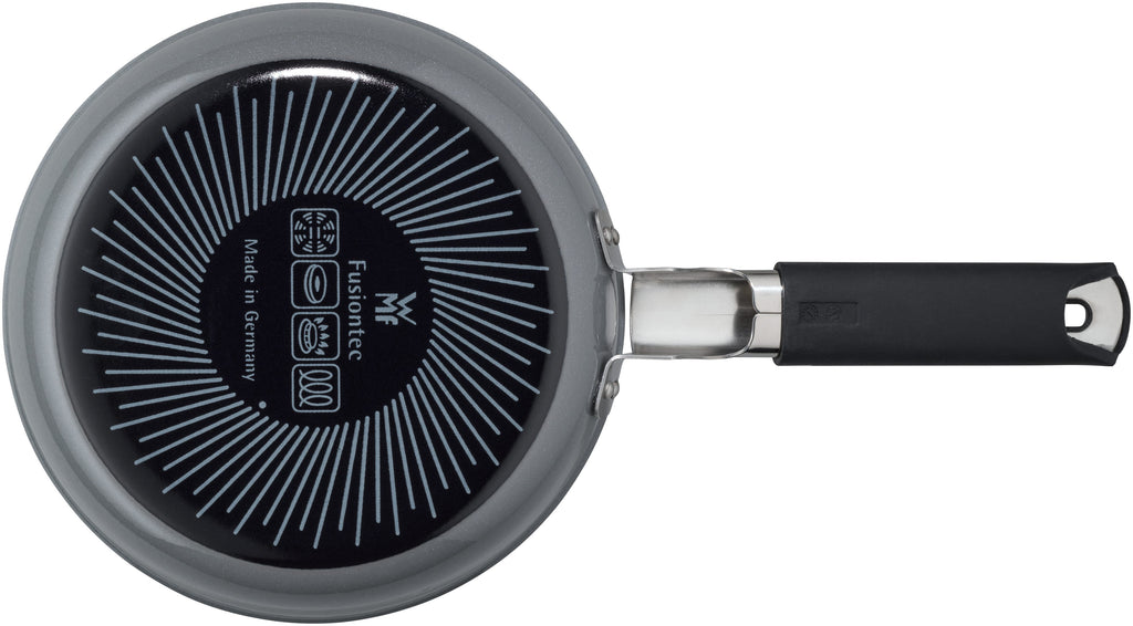 Fusiontec Mineral stekepanne 20 cm non-stick platinum - WMF helletut detalj