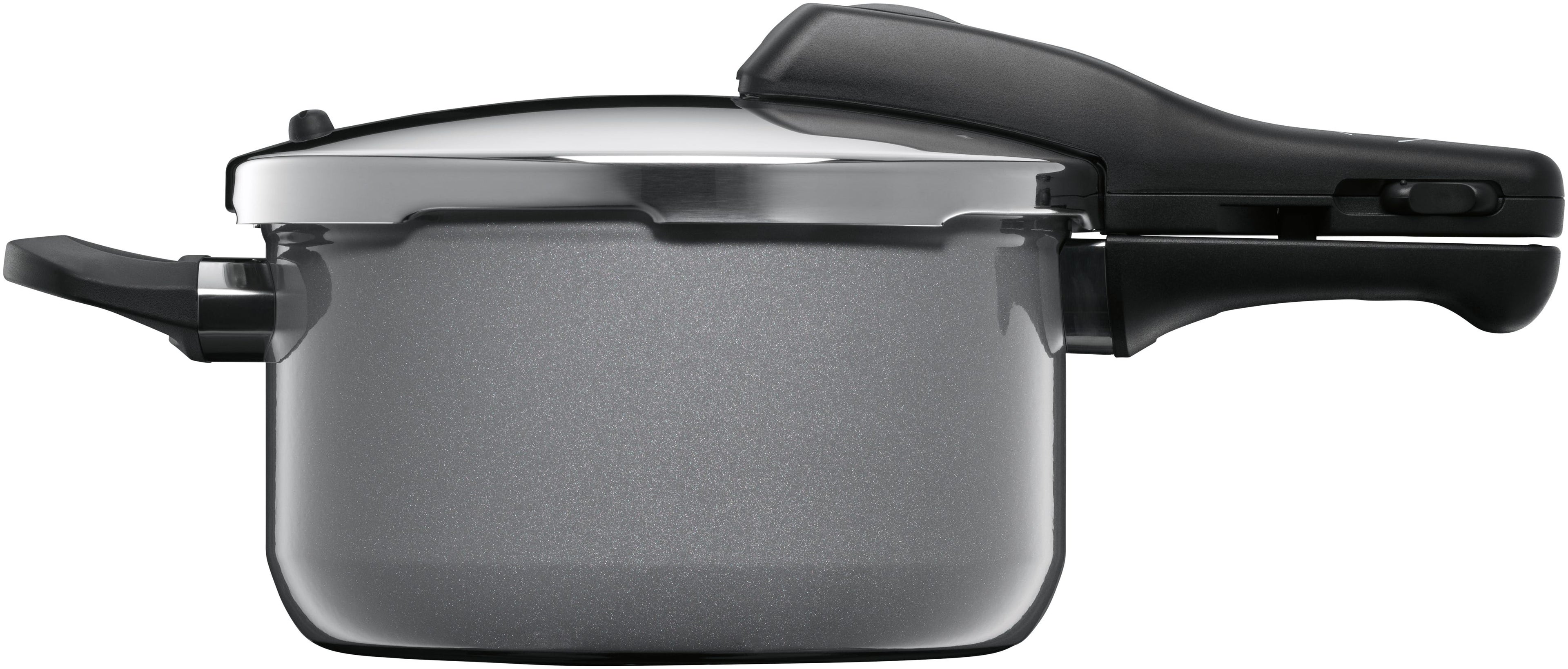 Montert Fusiontec Perfect trykkkoker 22 cm 4,5 L platinum på komfyr