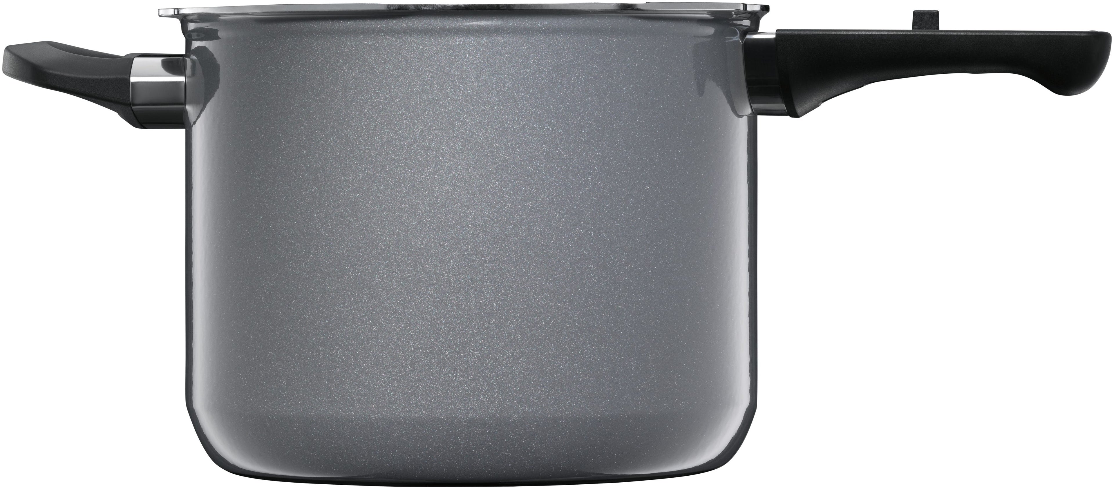 Fusiontec Perfect trykkkoker 22 cm 6,5 L platinum montert på komfyr