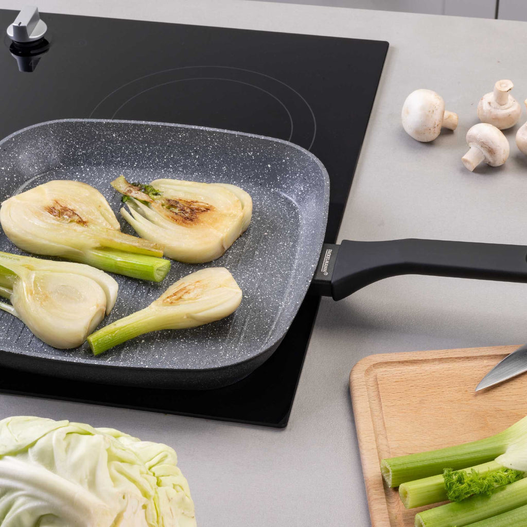 Grillpanne Cosmo keramikk non-stick Ø28 cm bakside