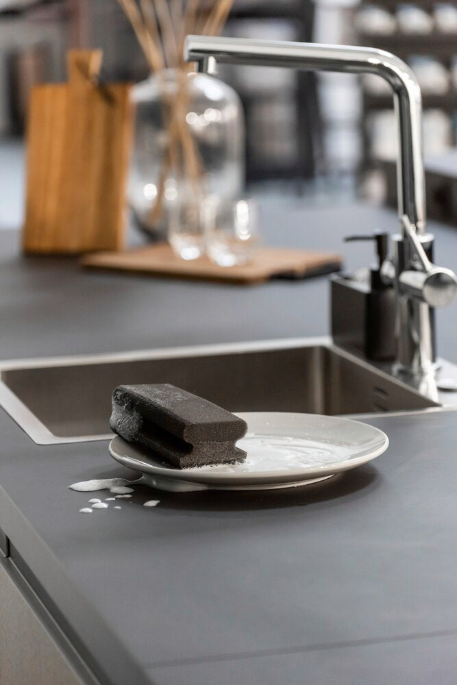 Detalj av grov side på Grillrengjøringssvamp 2-delt sett fra WENKO