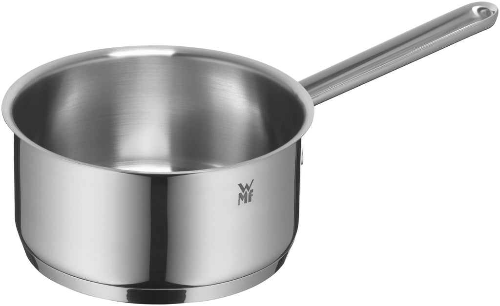 Nærbilde av grytekant og hank på WMF Grytesett 4-delt rustfritt stål med glasslokk induksjon