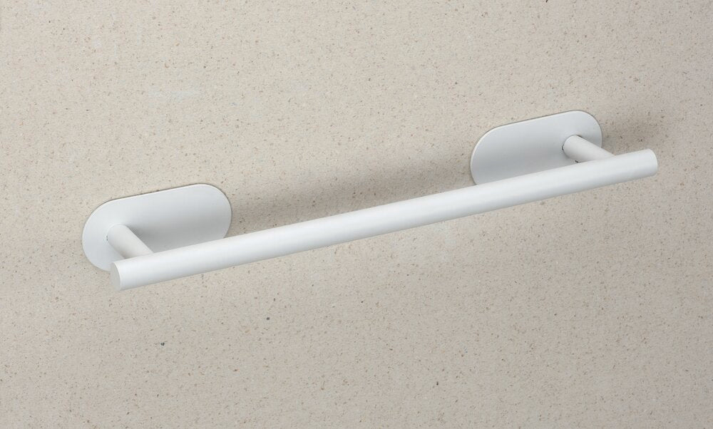 Nærbilde av Turbo-Loc® monteringssystem på håndklestang rustfritt stål hvit matt 40 cm Turbo-Loc® Orea - WENKO