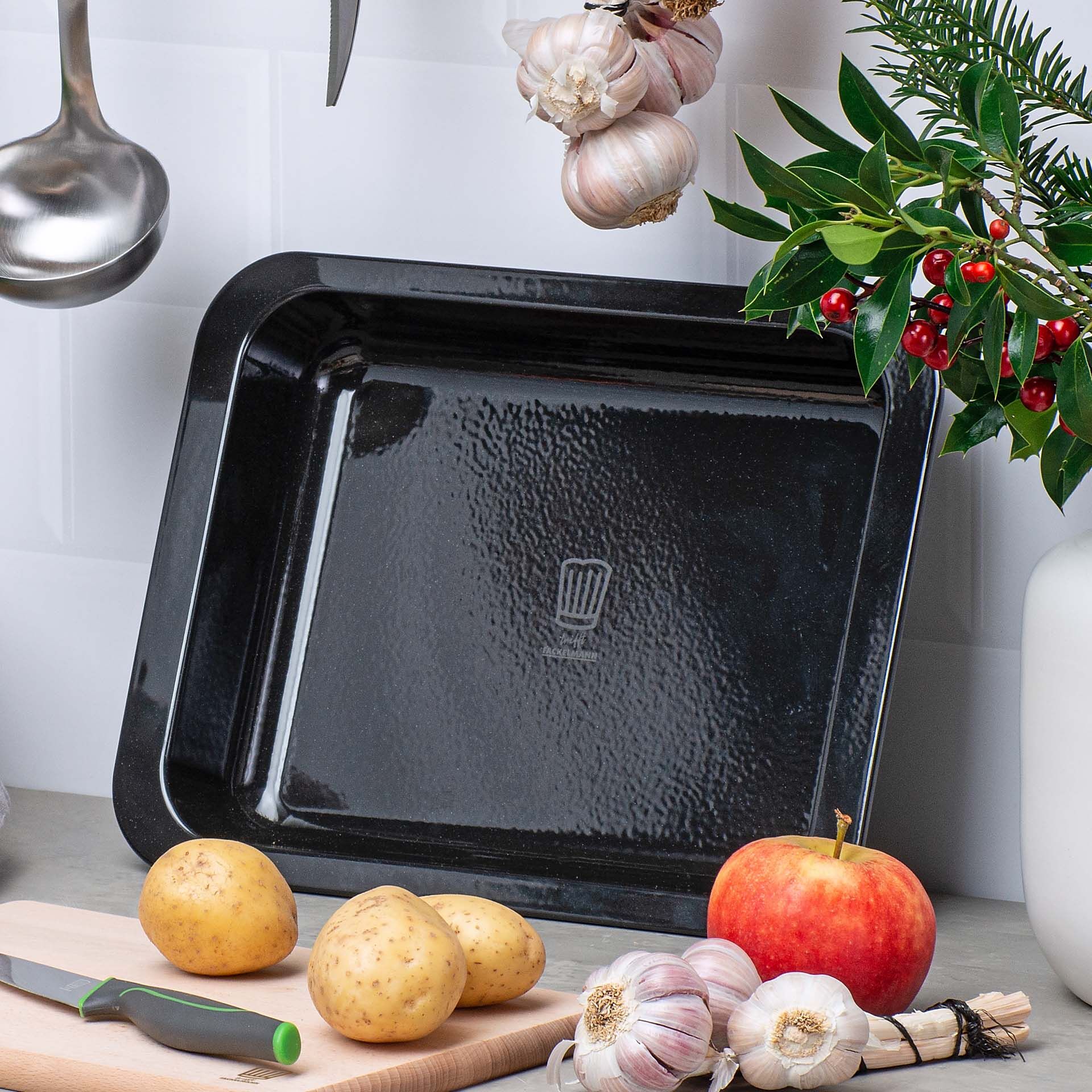 Detalj av Ildfast form emaljert 32x25 cm oppvaskmaskinbestandig