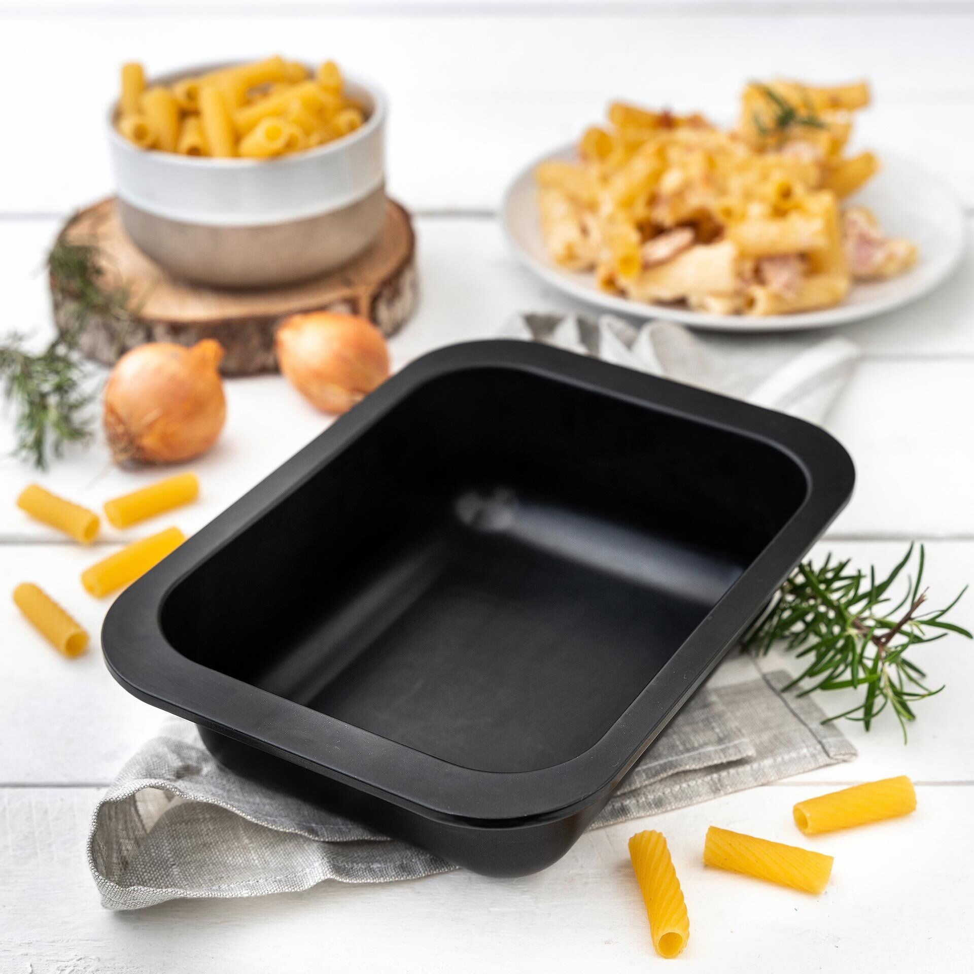 Nærbilde av non-stick belegg på Ildfast form non-stick 24x17,5 cm Zenker