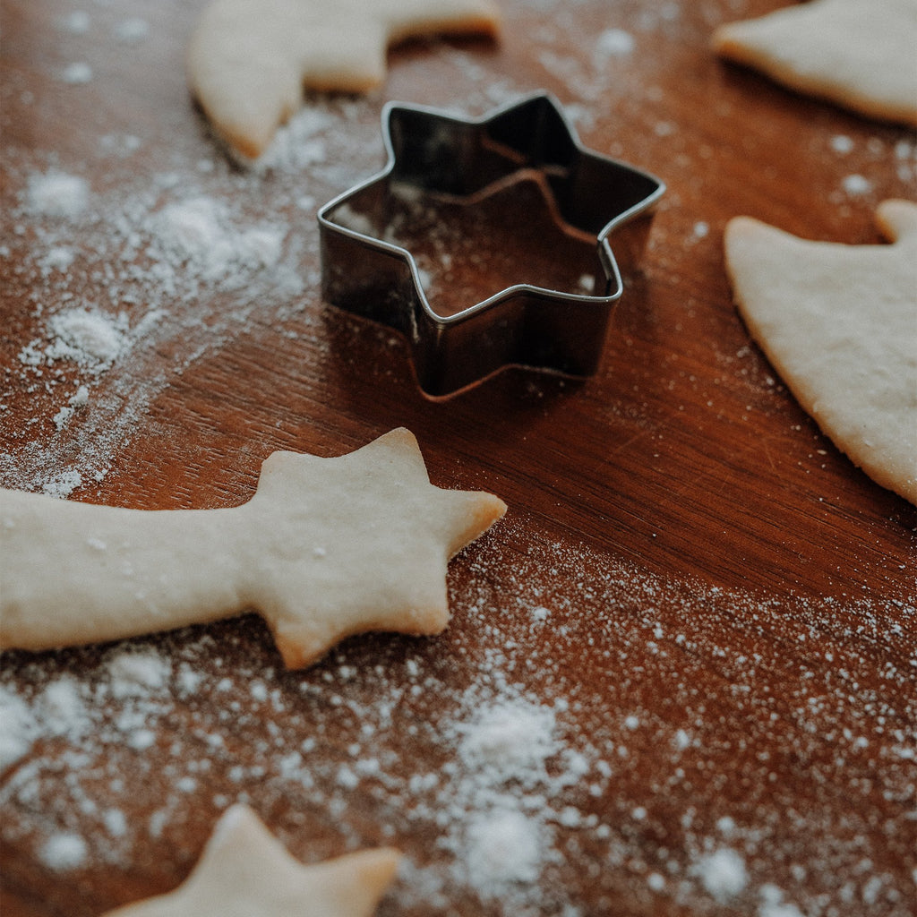 Detalj av Kakeutstikkere 25-delt metall med julemotiv - Zenker