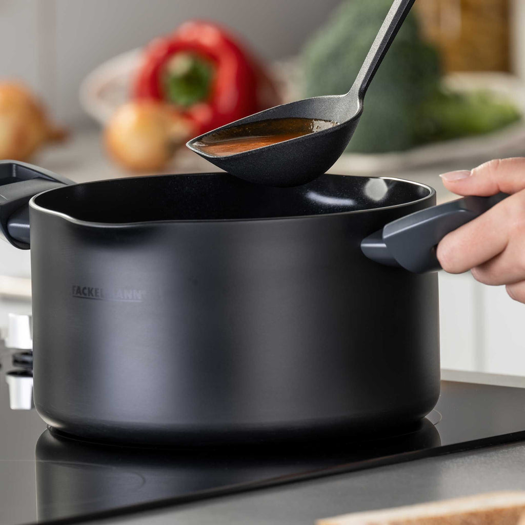 Kjele med lokk Ø20 cm non-stick keramikk resirkulert aluminium - Fackelmann bakside