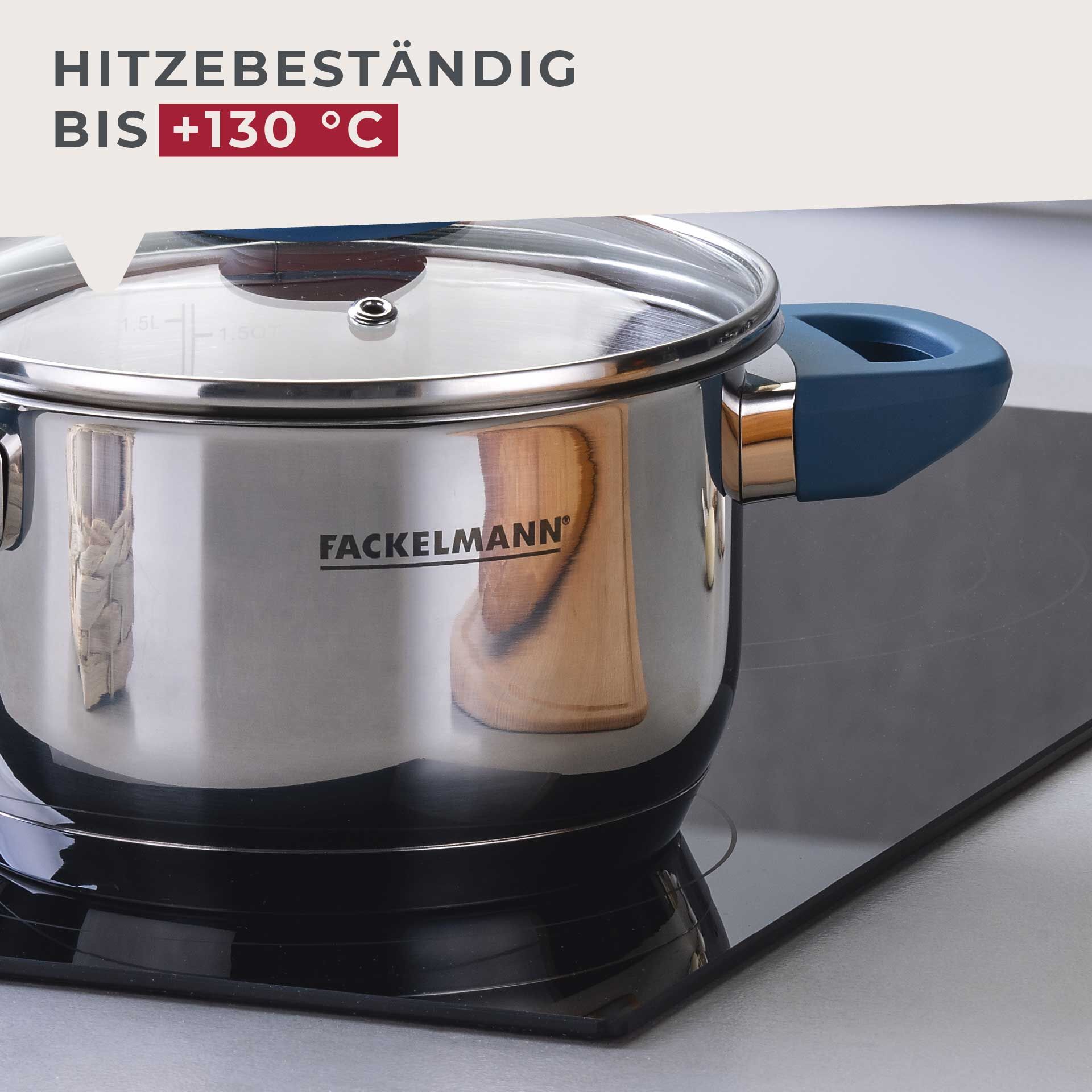 Kjele med lokk Essential Ø16 cm 1,8 L rustfritt stål blå montert på komfyr
