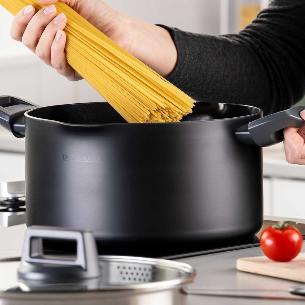 Kjele med lokk Ø24 cm non-stick keramikk resirkulert aluminium - Fackelmann bakside