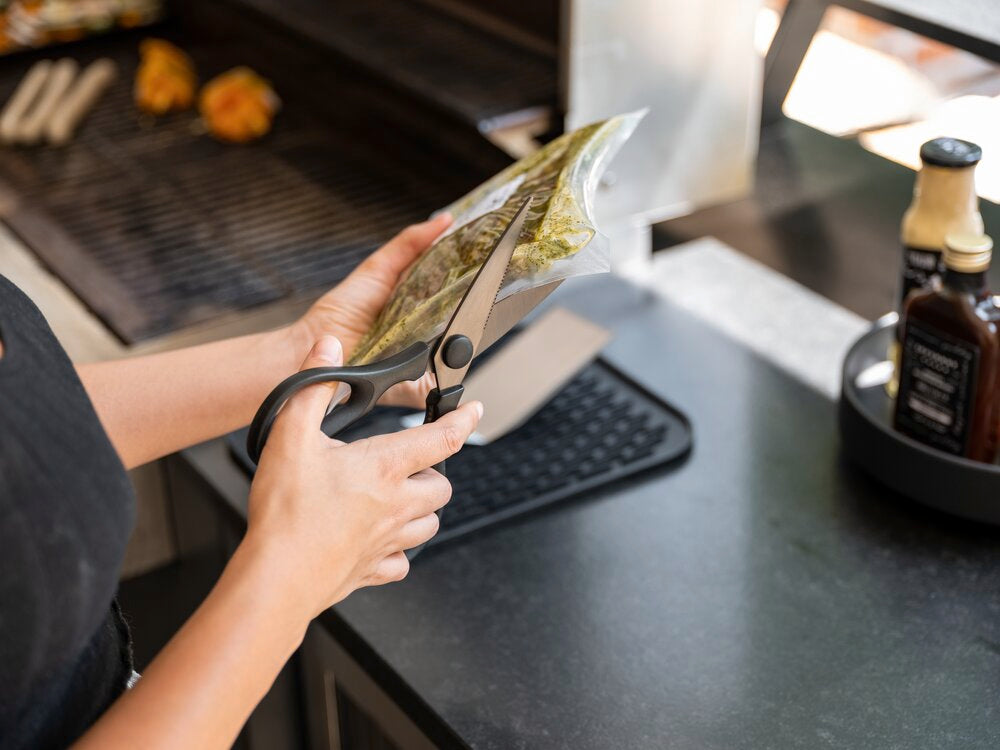 Montert Kjøkkensakser rustfritt stål svart ergonomisk grep - Wenko