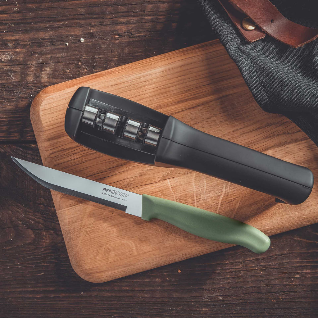 Knivsliper Quick-Sharp 3 trinn med sklisikker bunn sett fra siden