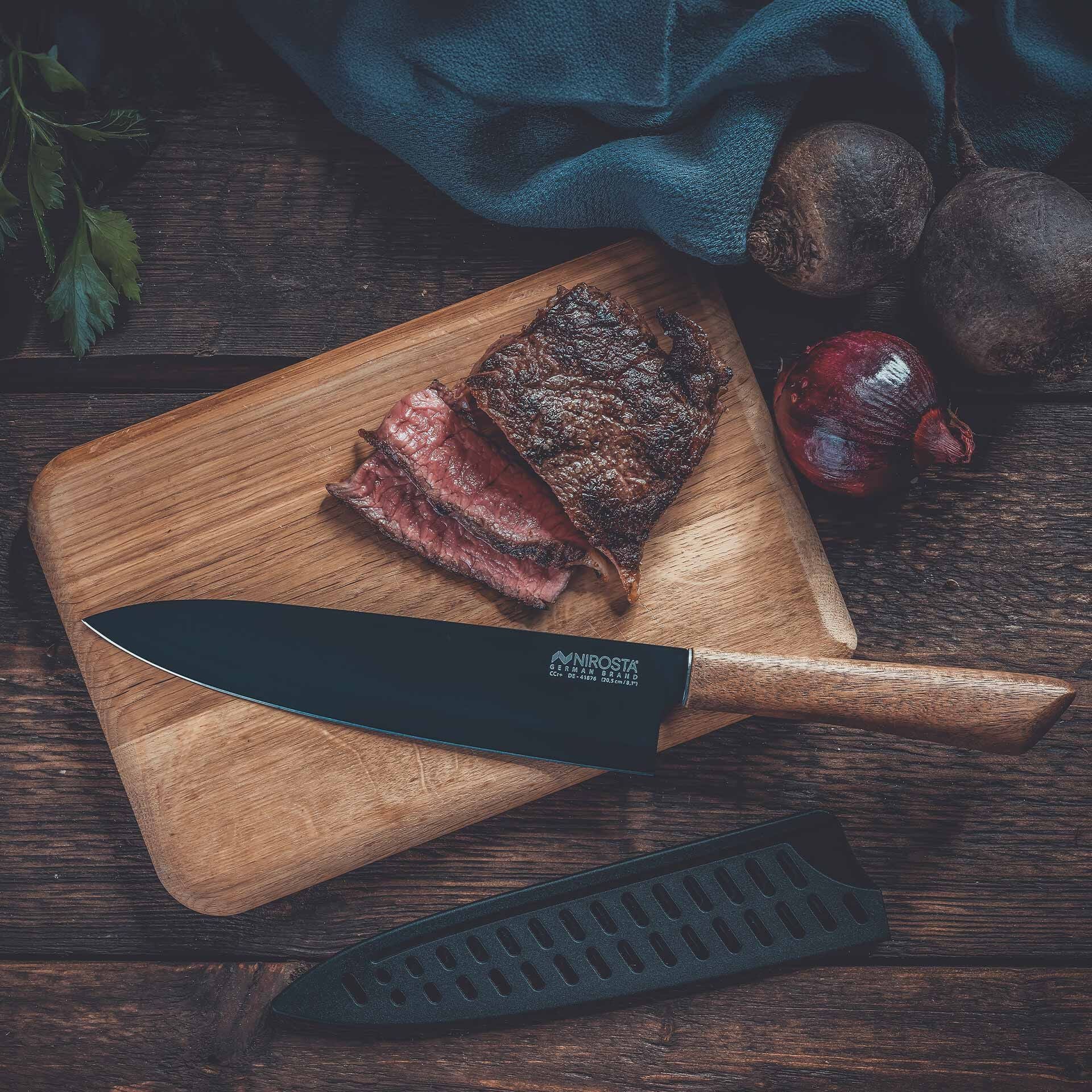 Kokkekniv Flow 20,5 cm rustfritt stål med akasieskaft bakside