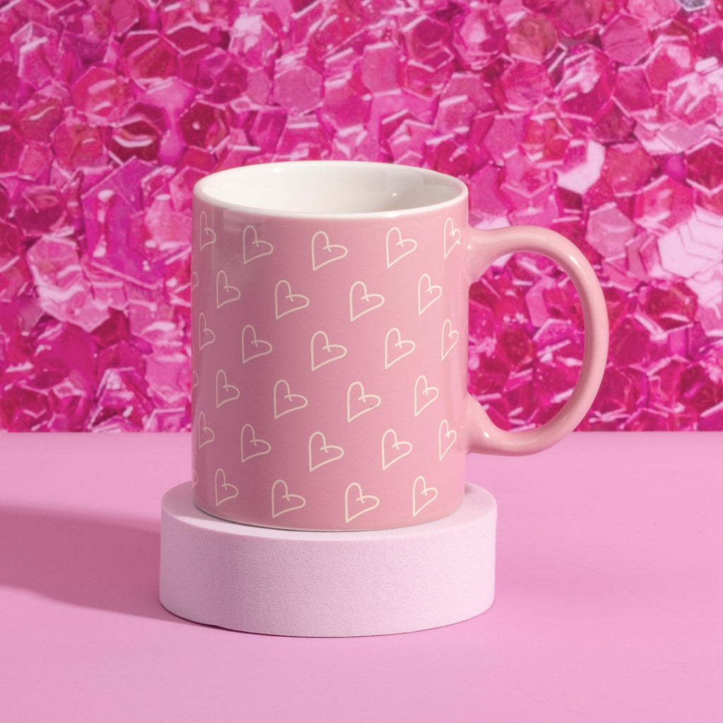Kopp med hjerter rosa og hvit stentøy 350 ml - Paris Hilton bakside