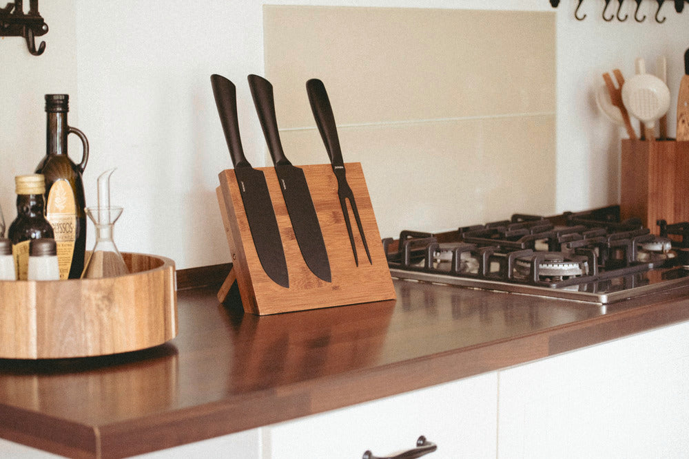 Kniver i magnetisk knivholder bambus Mesina WENKO