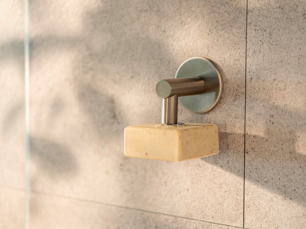 Detalj av magnetisk såpeholder rustfritt stål matt borrefri - Wenko