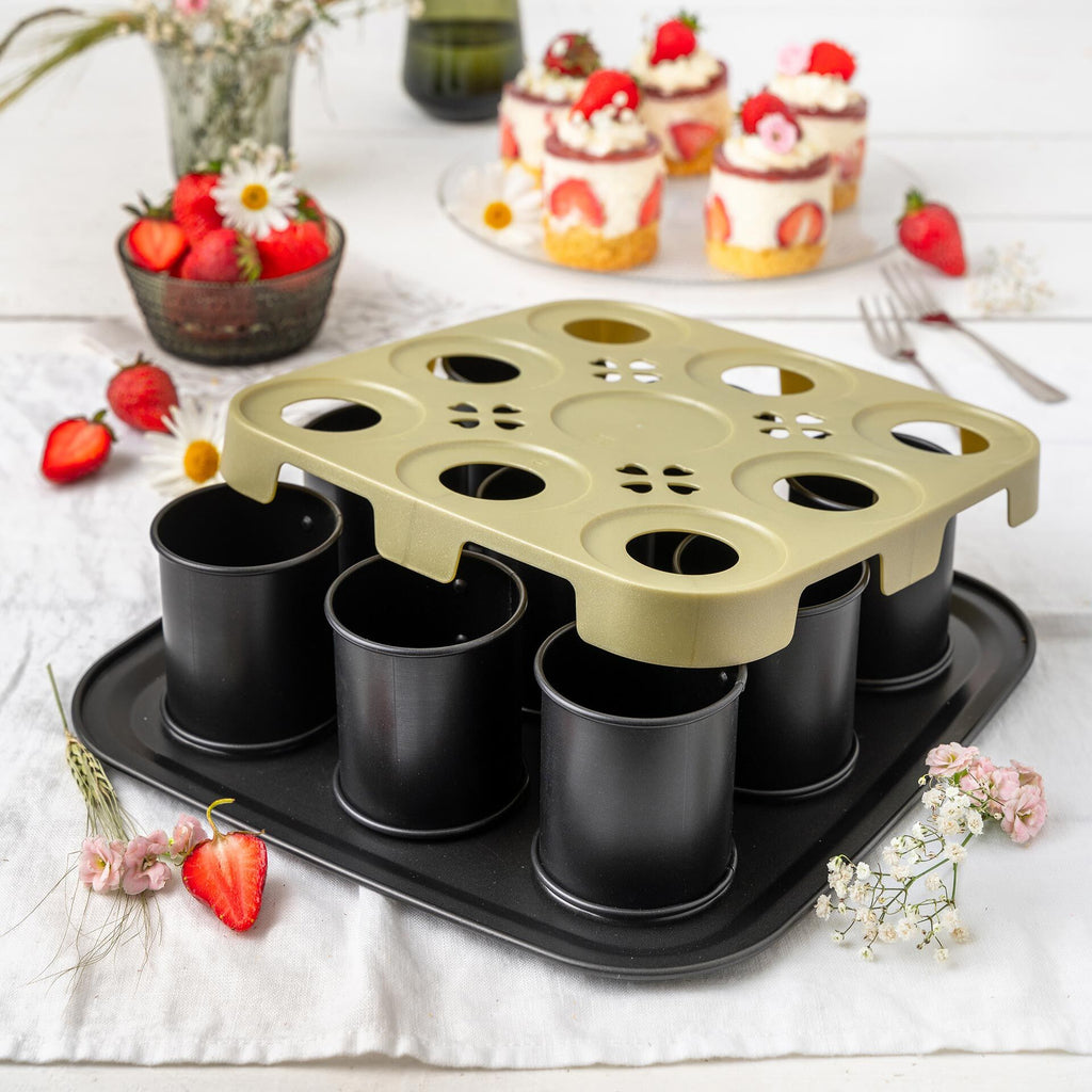Detaljbilde av Mini-kakeform bakeplate 9 stk med løfteredskap non-stick Zenker