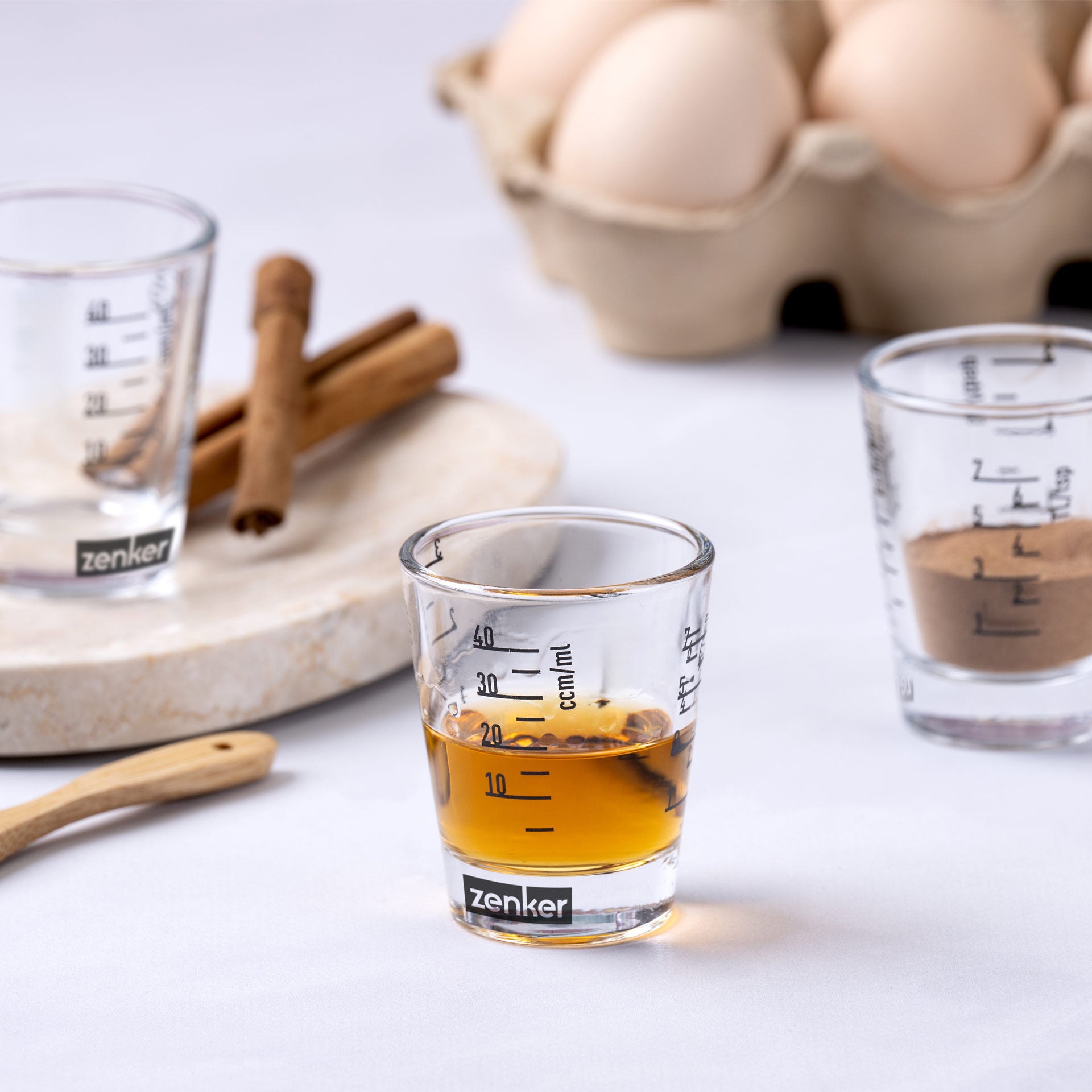Mini målebeger glass 40 ml med skala - Zenker bakside