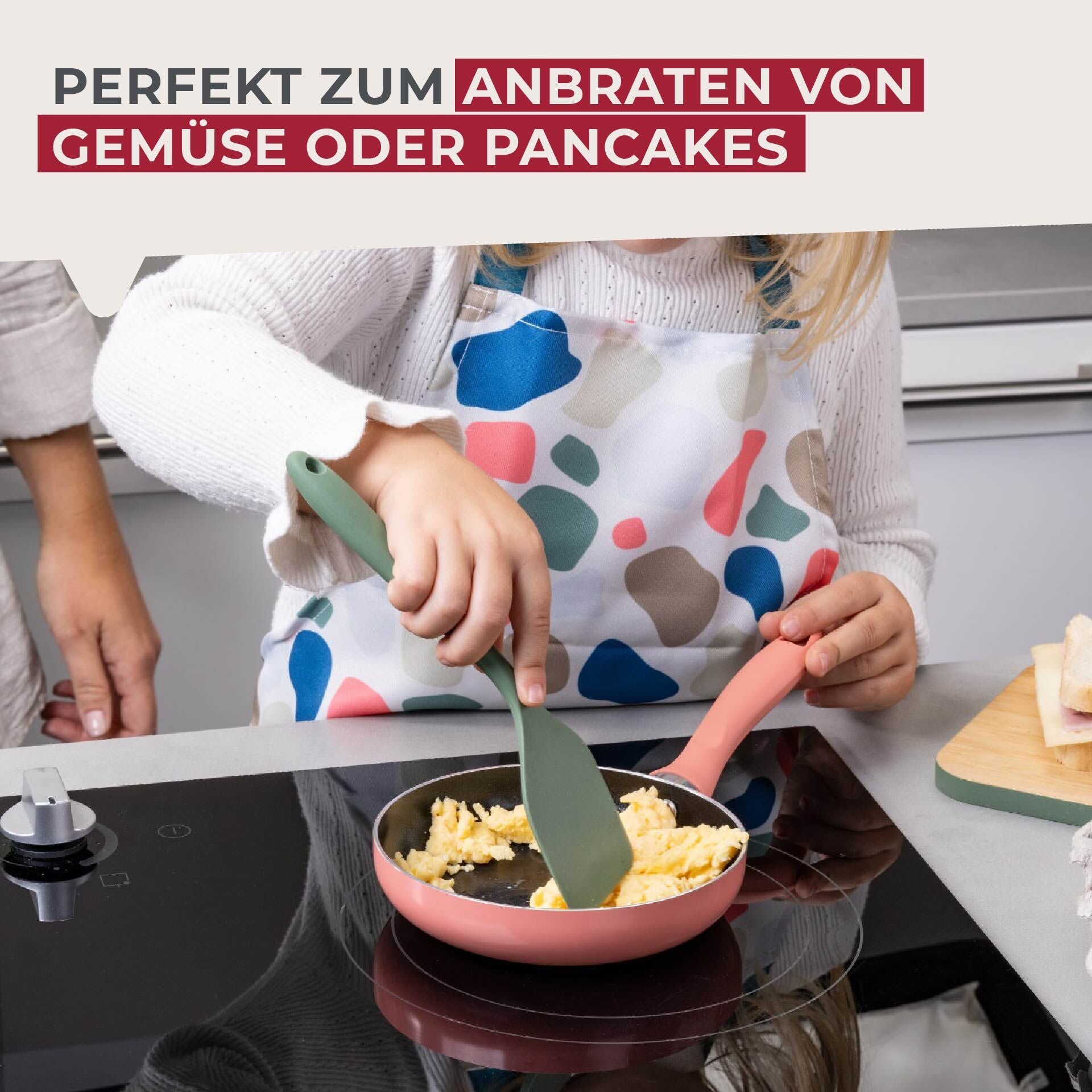 Mini stekepanne rosa Ø14 cm non-stick - Fackelmann montert på komfyr