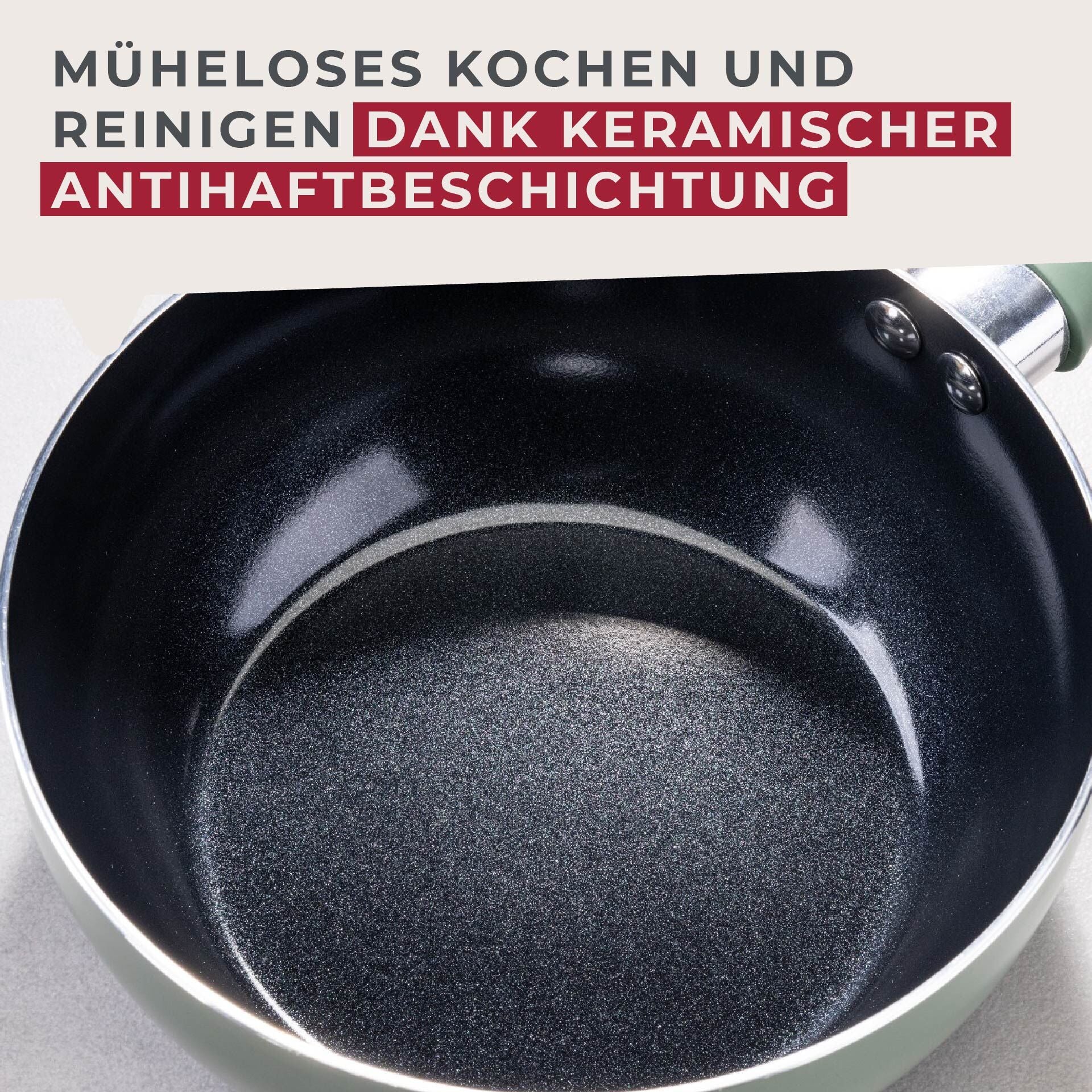 Mini wokpanne Ø18 cm resirkulert aluminium grønn på komfyr