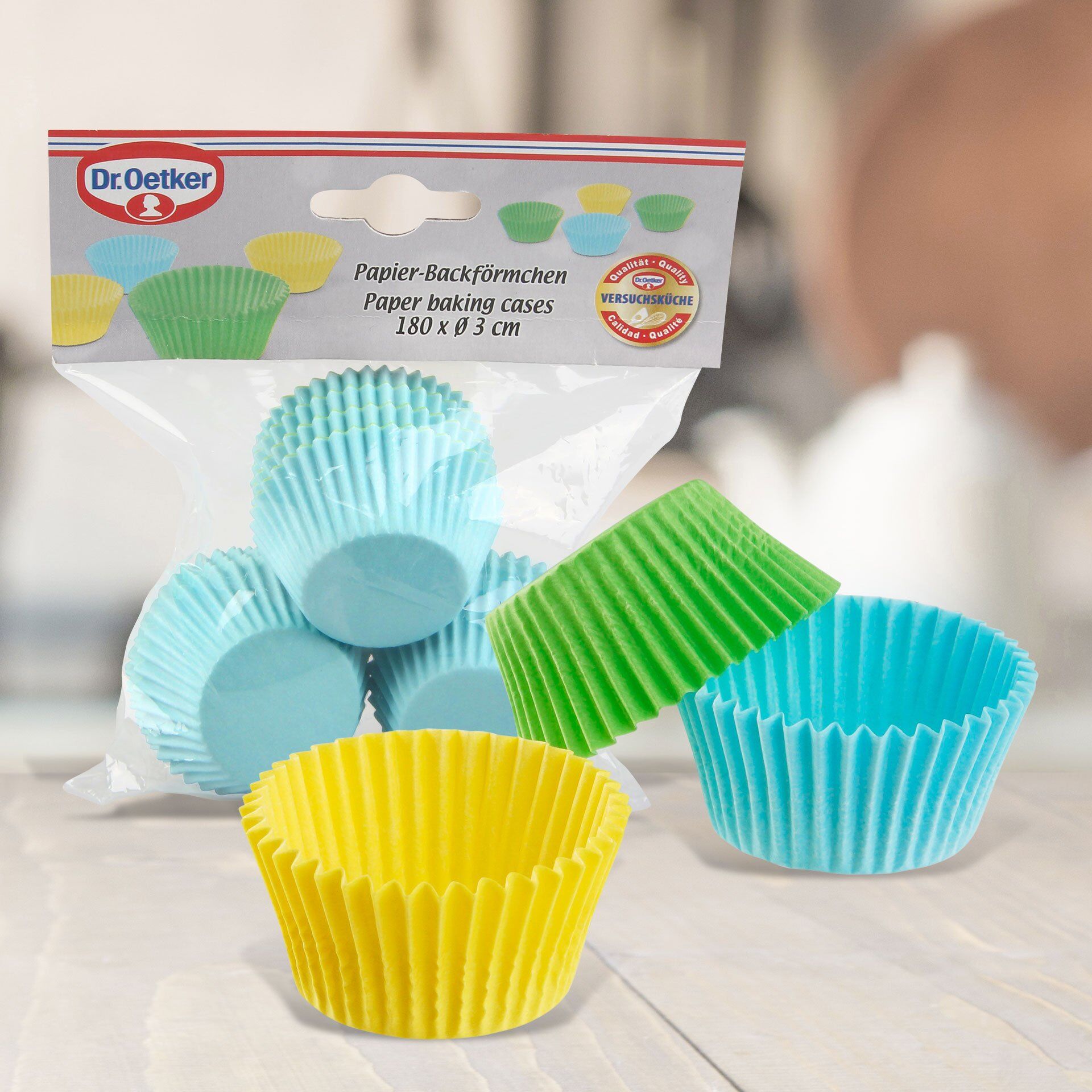 Muffinsformer papir fargerike Ø3 cm 180 stk - Dr. Oetker nærbilde