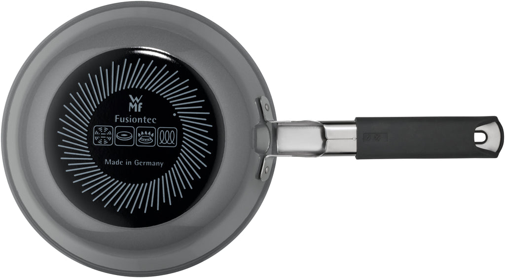 Multigryte Fusiontec Mineral 22 cm 2,3 L platinum - WMF bakside
