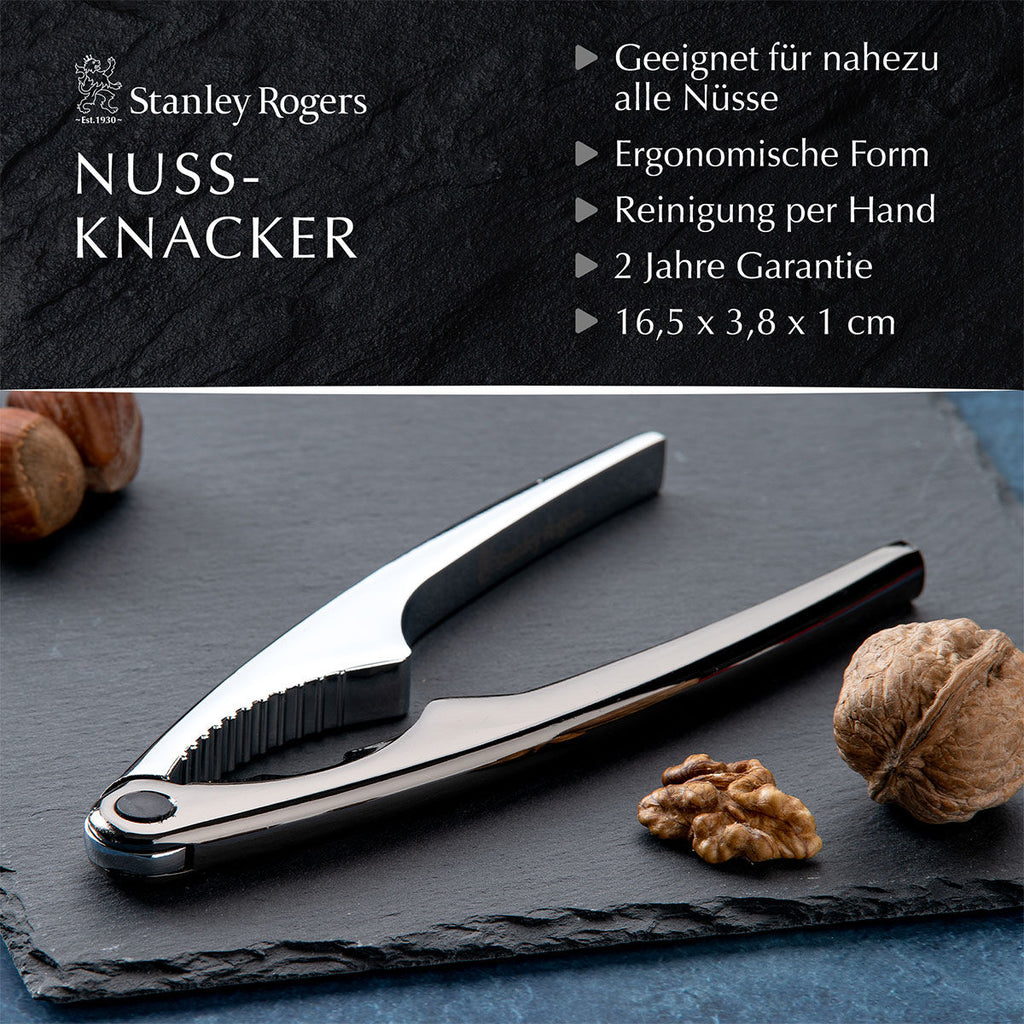 Nøtteknekker 17 cm tofarget - Stanley Rogers i bruk på nøtter