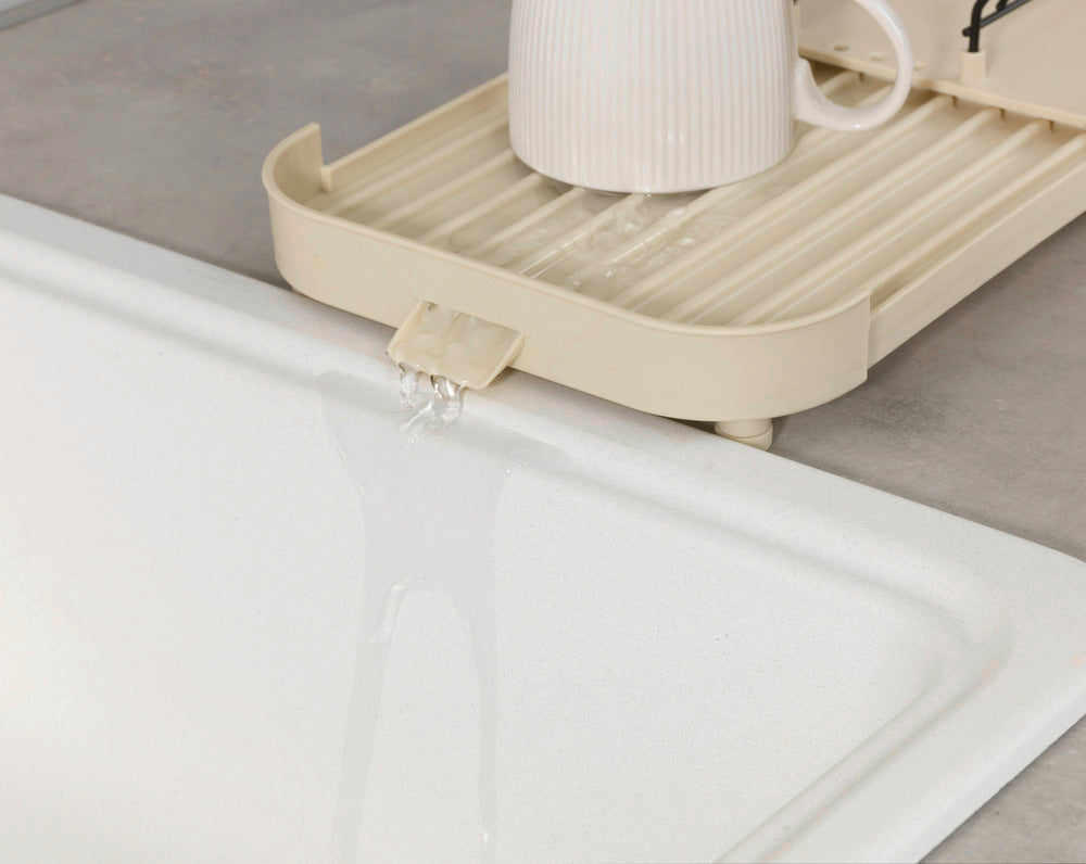 Oppvaskstativ uttrekkbart beige metall Avino - WENKO funksjon
