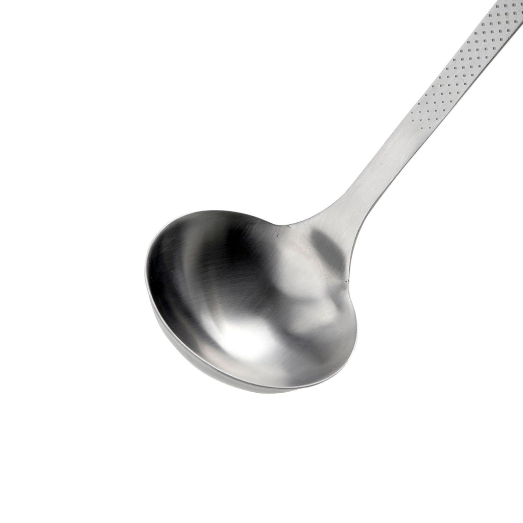 Nærbilde av grep på Øse rustfritt stål 30 cm med opphengshempe - Tasty