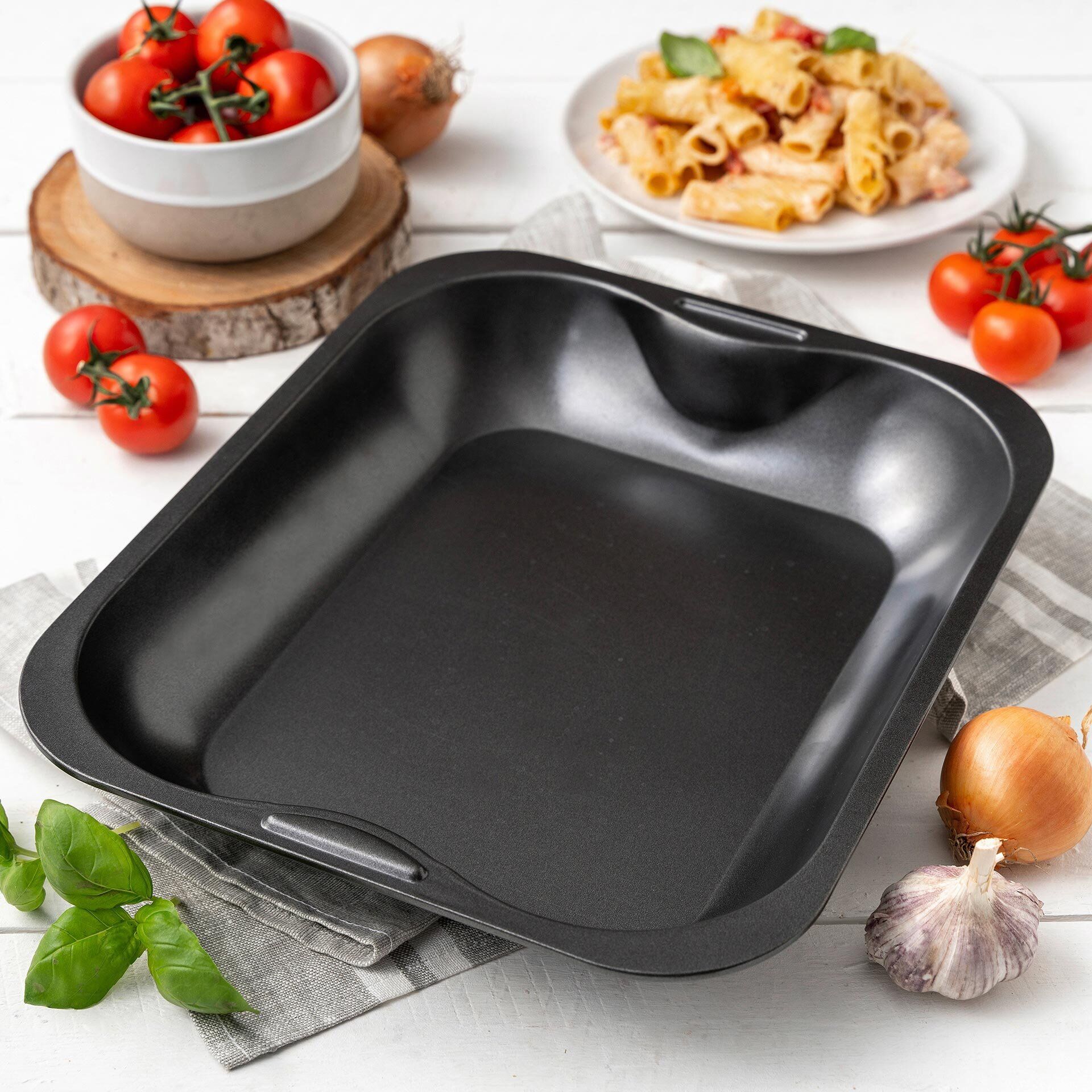 Ovnsform non-stick 28x23 cm varmebestandig til 230°C - Zenker montert i ovn