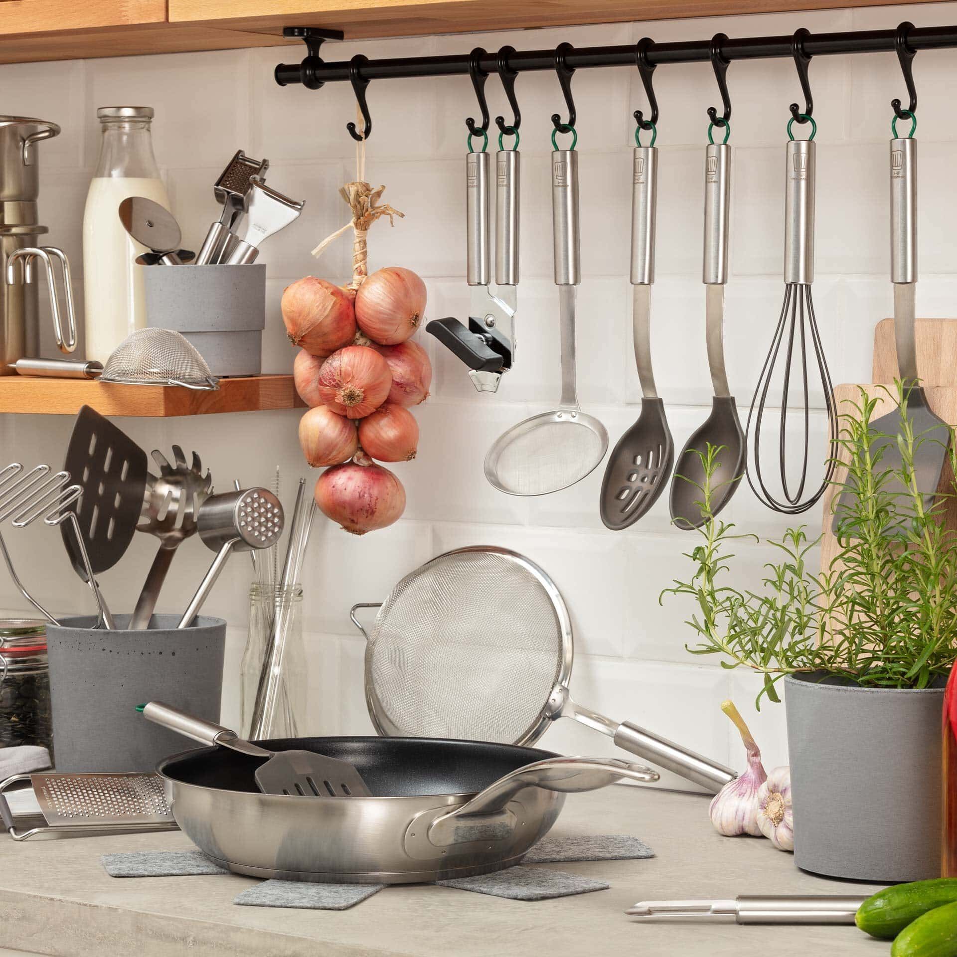 Pastaskje rustfritt stål 31 cm München nærbilde