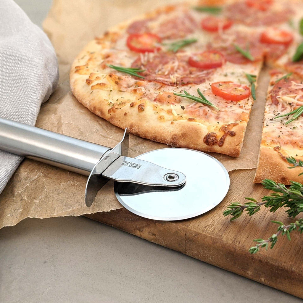 Pizzahjul München 20 cm rustfritt stål bakside