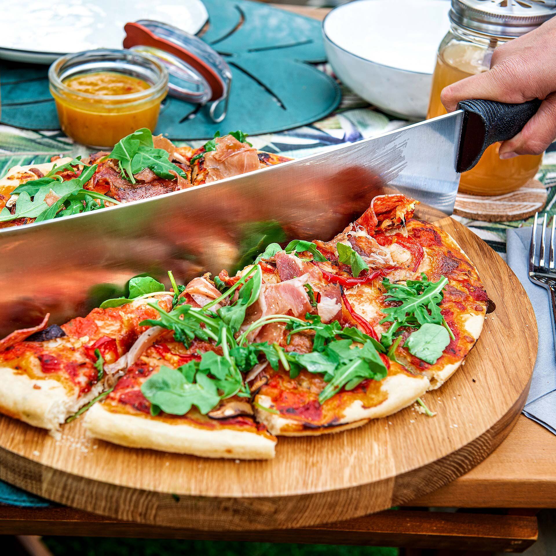 Montert Pizzakniv 41 cm rustfritt stål - FMprofessional på kjøkken