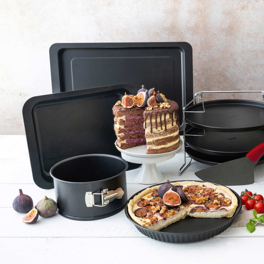 Nærbilde av hjørnet på Pizzaplate rektangulær 42x29 cm non-stick - Zenker