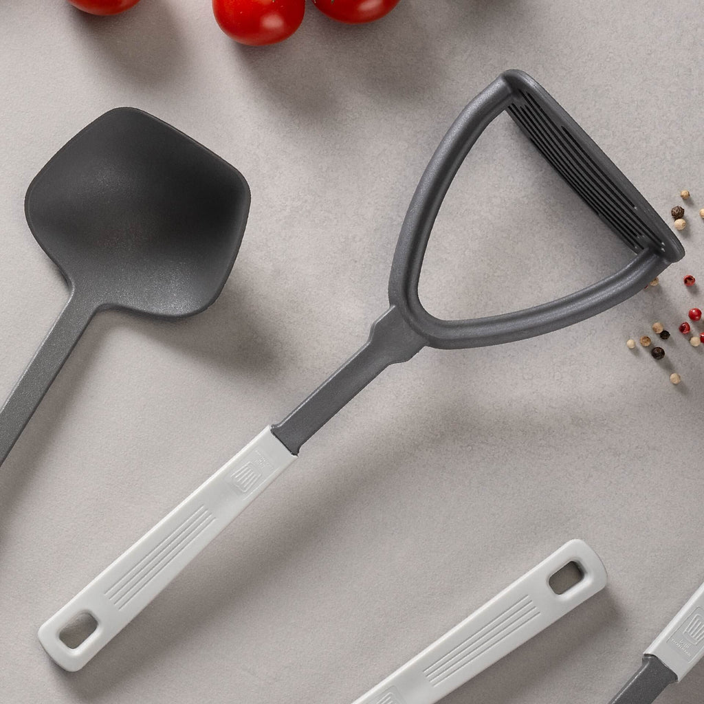 Potetmoser plast 32 cm non-stick-vennlig - Chefkoch trifft Fackelmann nærbilde av grep