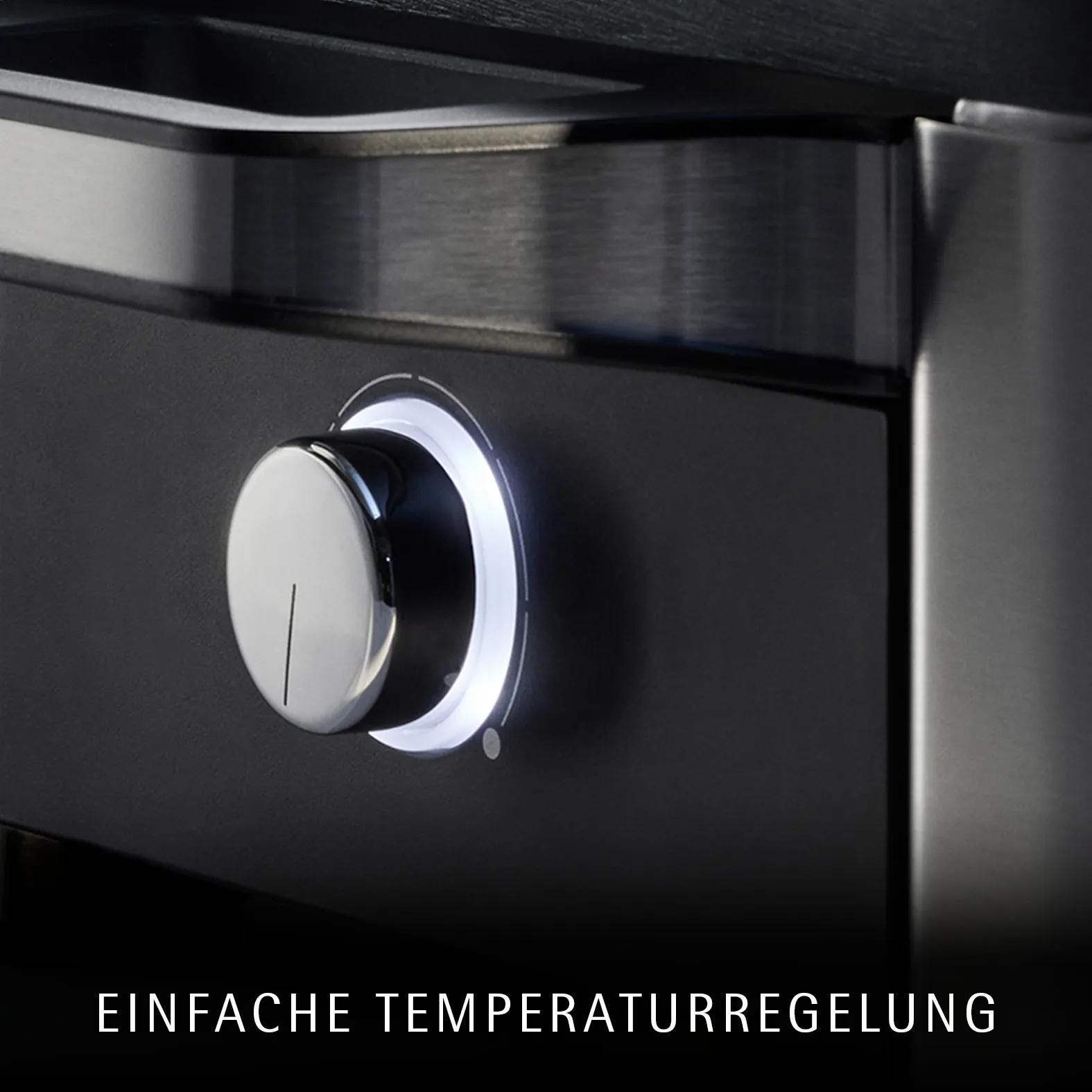 Montert Raclettegrill for 8 personer med non-stick grillplate WMF Lono på bord