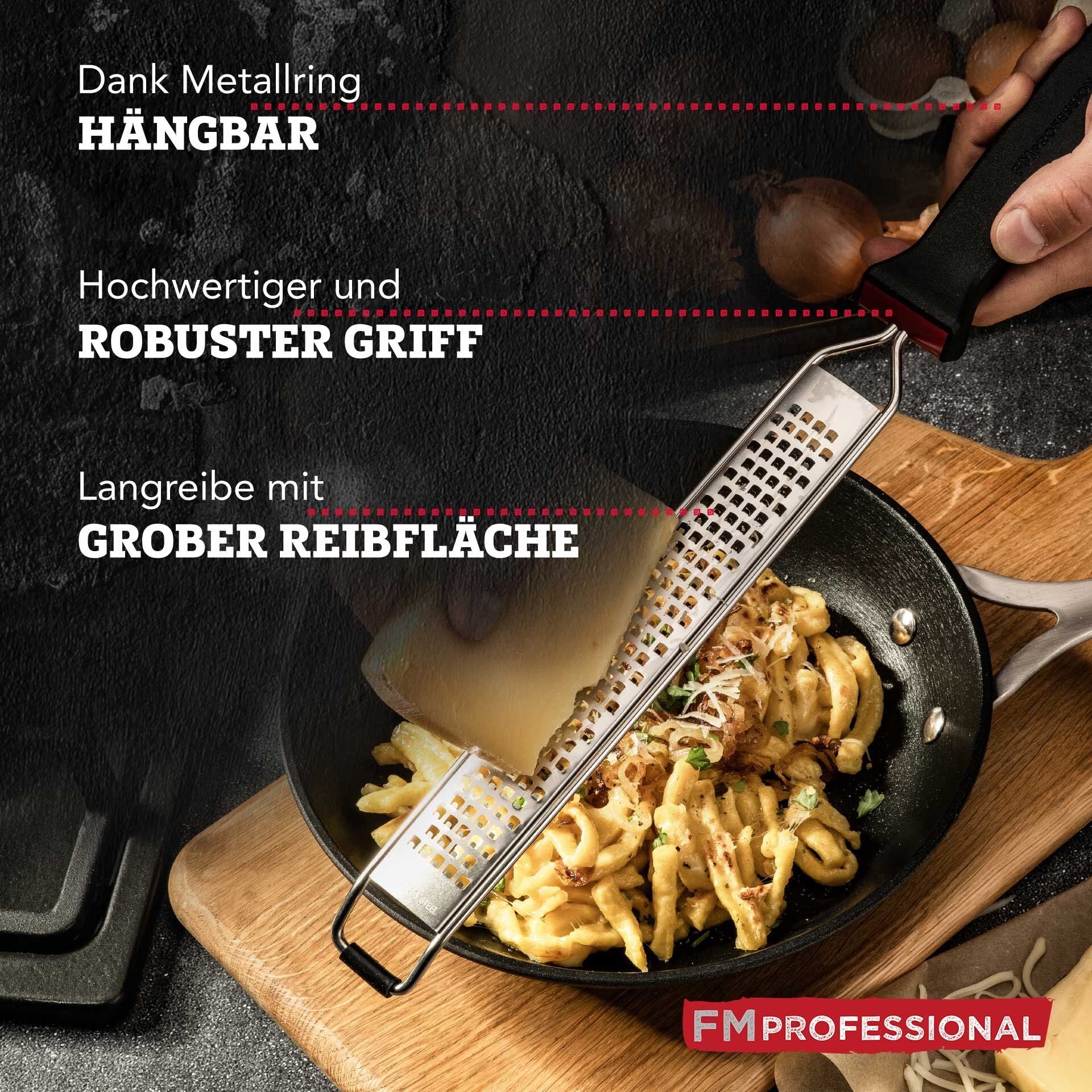 Nærbilde av riveflaten på Rivjern langt grovt rustfritt stål 45x5 cm med beskyttelse