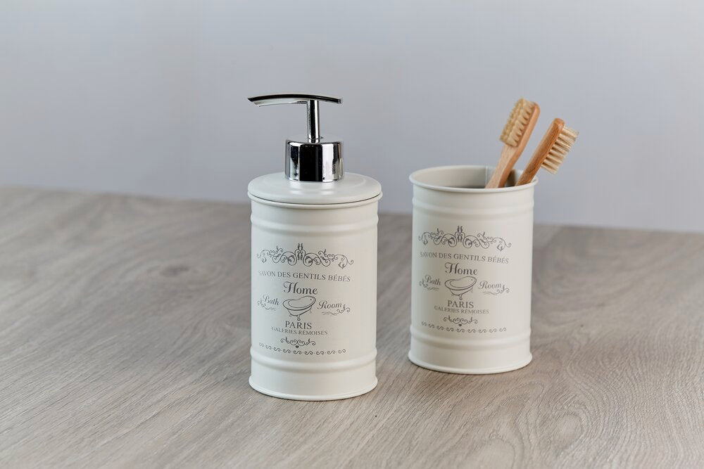 Detalj av kremfarget lakk på Såpedispenser Home lakkert stål