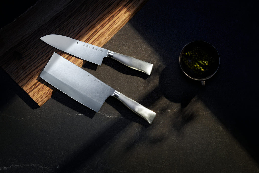 Detalj av Santokukniv 18 cm Grand Gourmet rustfritt stål - WMF