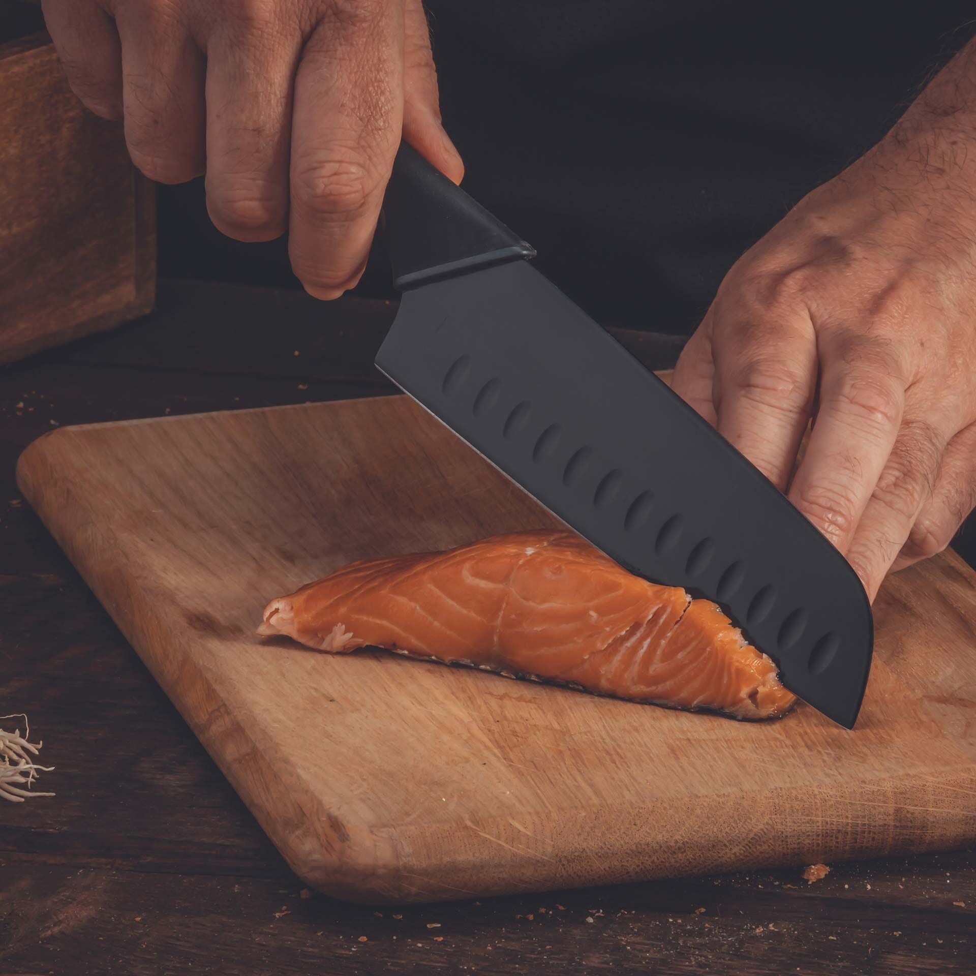 Santokukniv Wave 16 cm rustfritt stål - Nirosta bakside